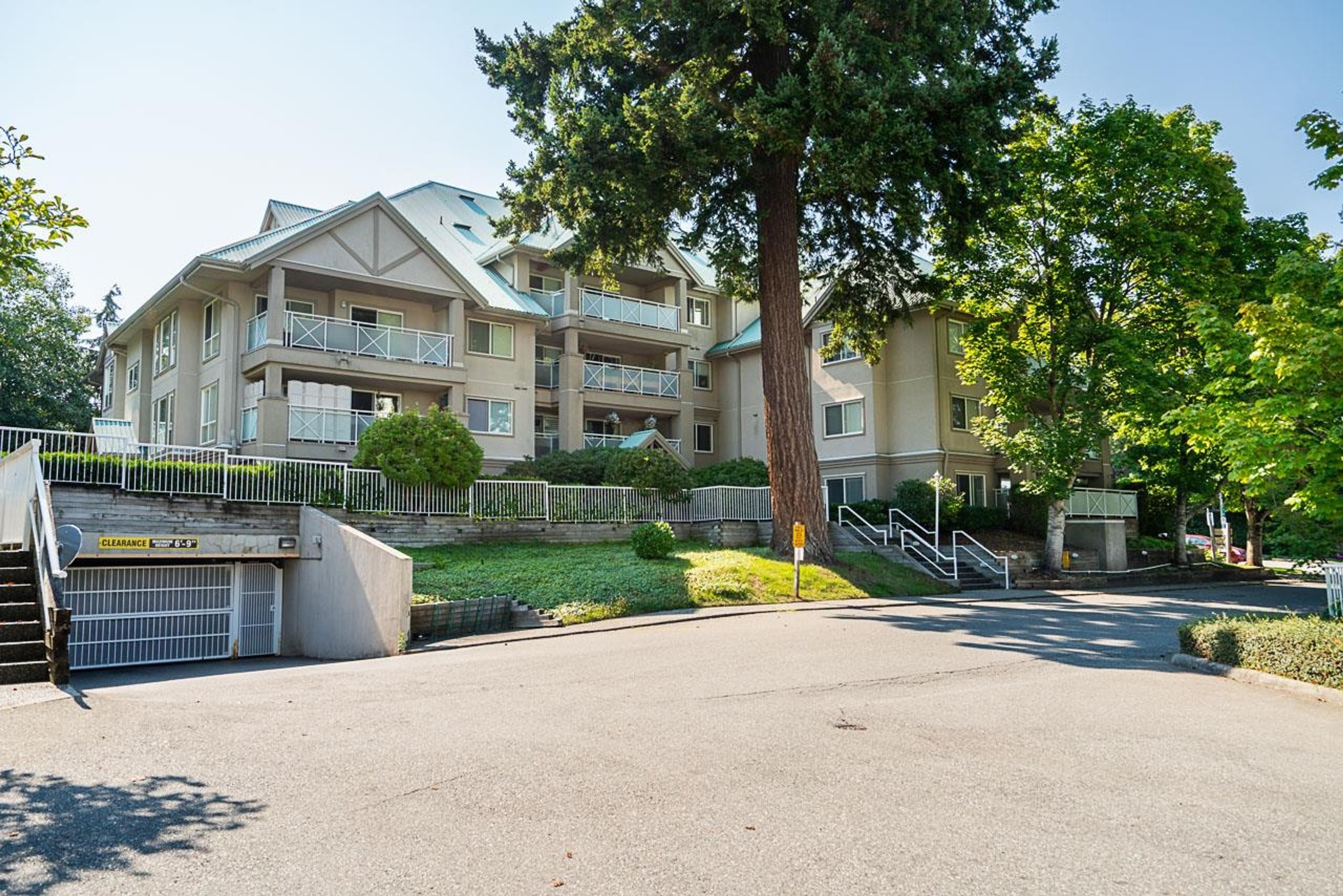 15140 29a Avenue, Surrey - Exteriors - Photo 5