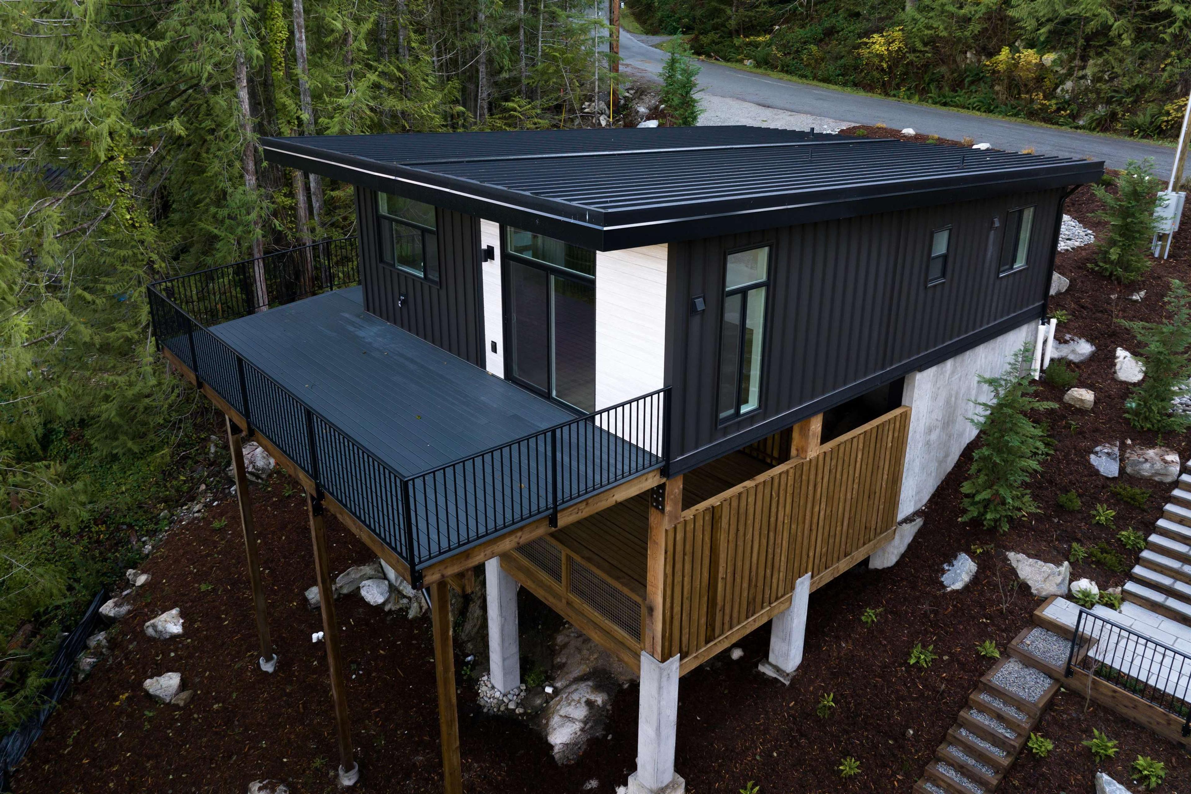 5792 Tillicum Bay Road, Sechelt - Exteriors - Drone/Aerial View - Photo 5
