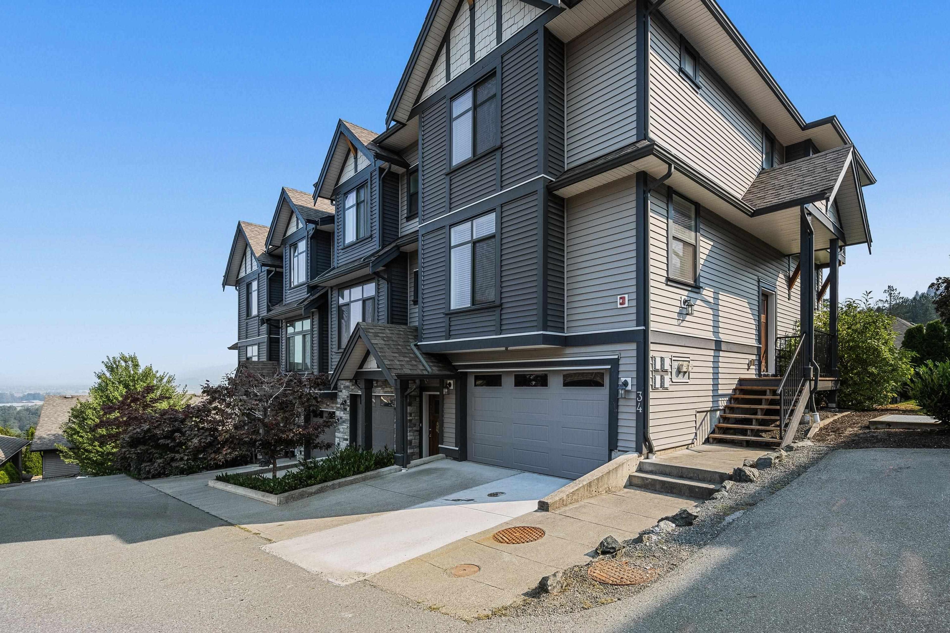 5756 Promontory Road, Chilliwack - Exteriors - Full Complex View - Photo 1