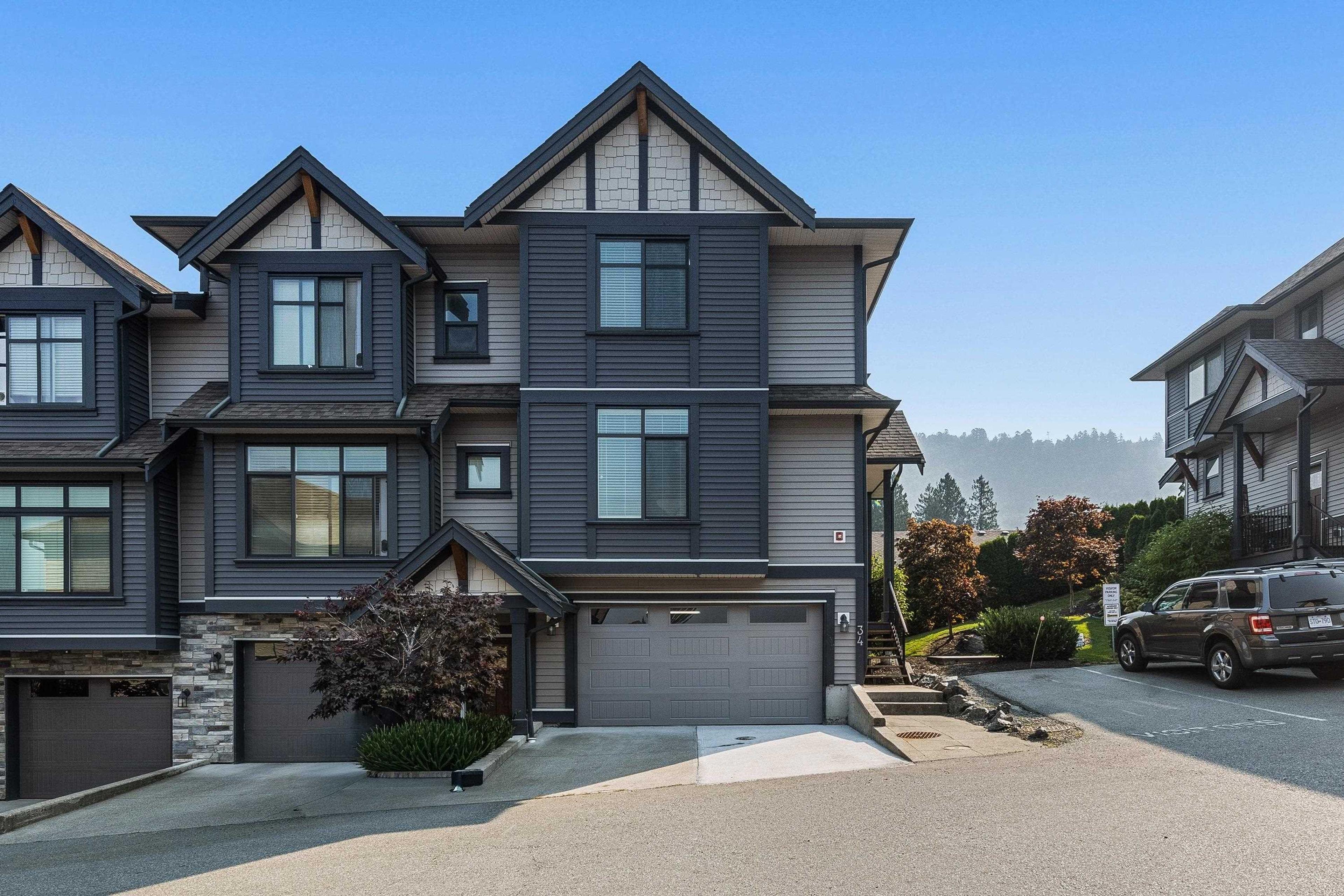 5756 Promontory Road, Chilliwack - Exteriors - Photo 2