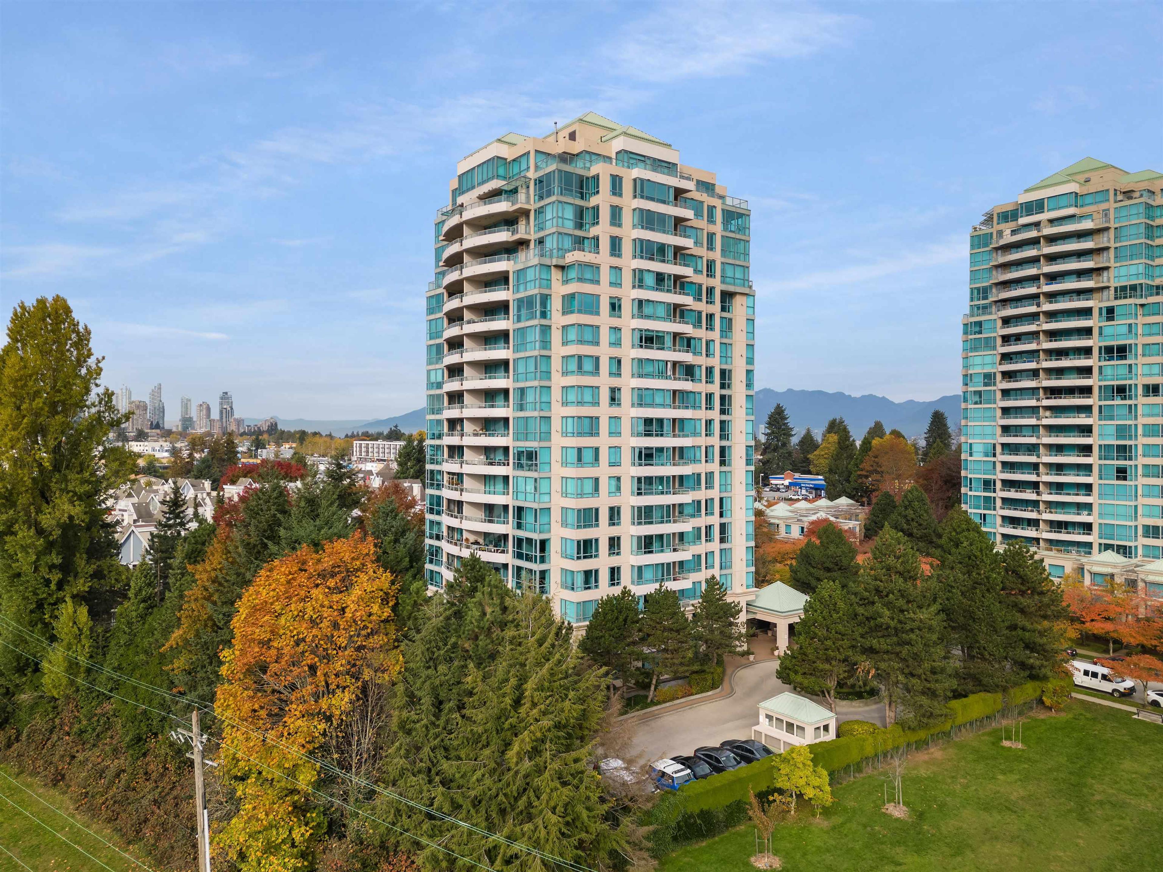 6622 Southoaks Crescent, Burnaby - Exteriors - Full Complex View - Photo 2