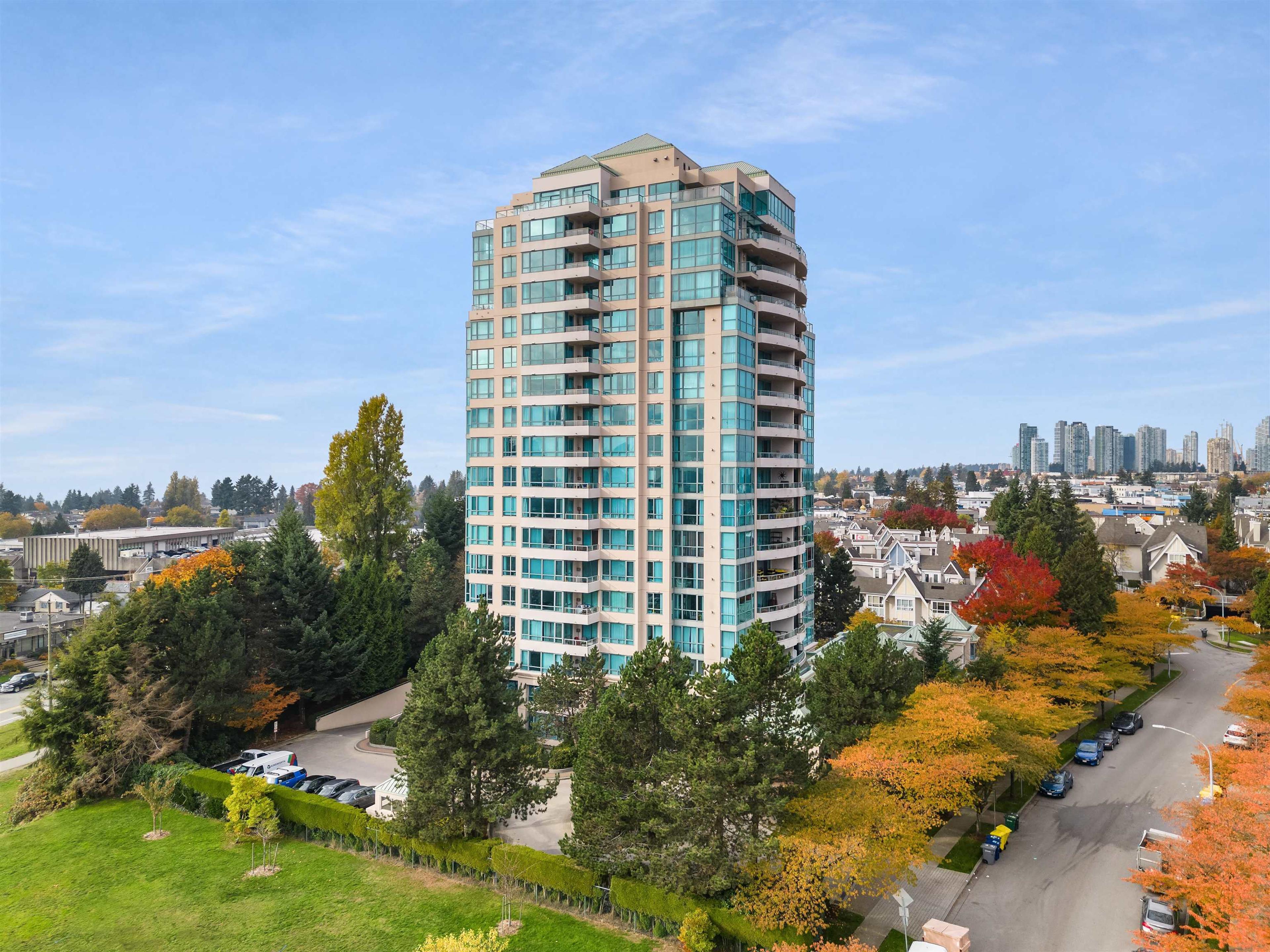 6622 Southoaks Crescent, Burnaby - Exteriors - Drone/Aerial View - Photo 3