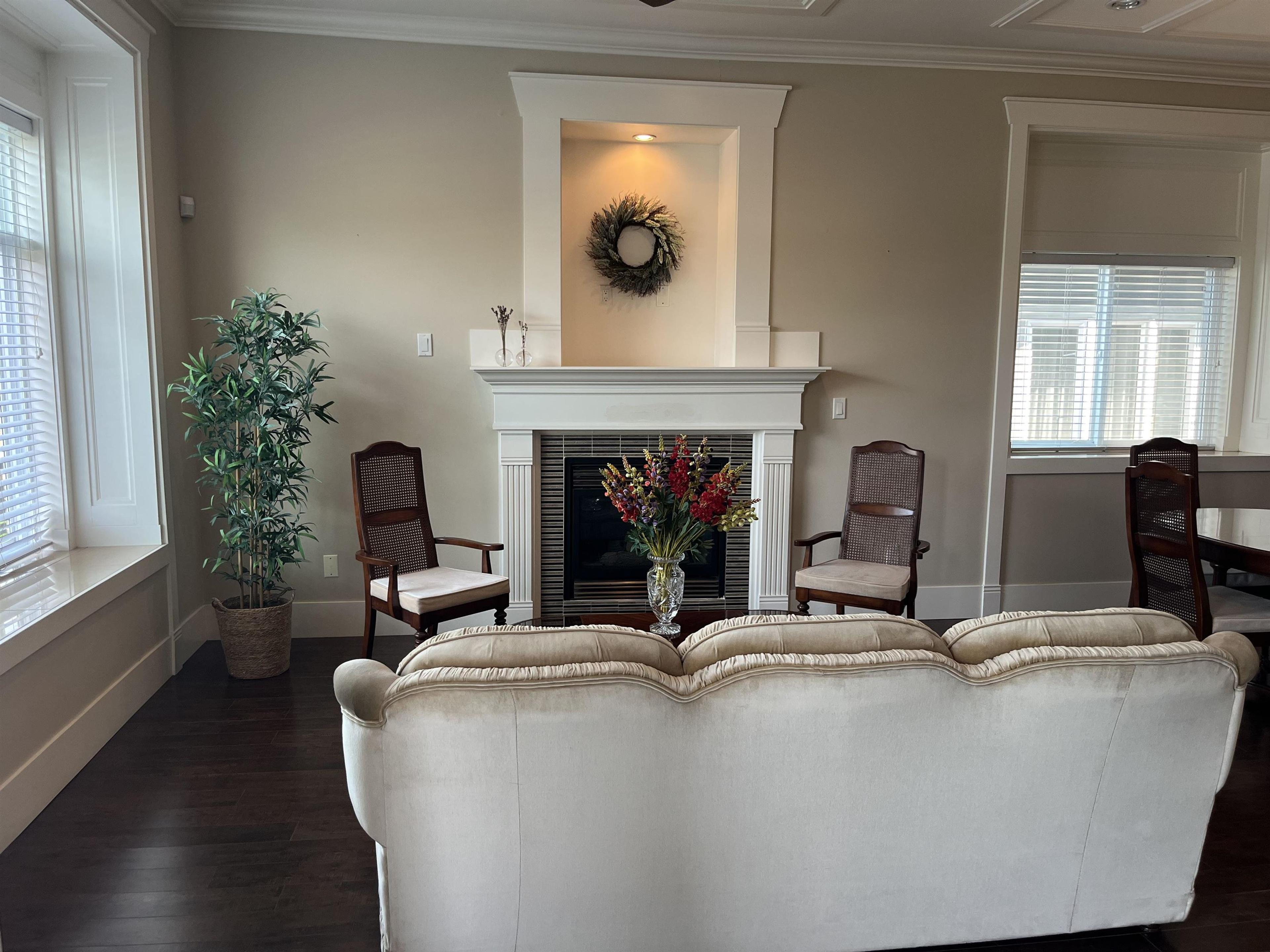 3732 Linwood Street, Burnaby - Exteriors - Photo 1