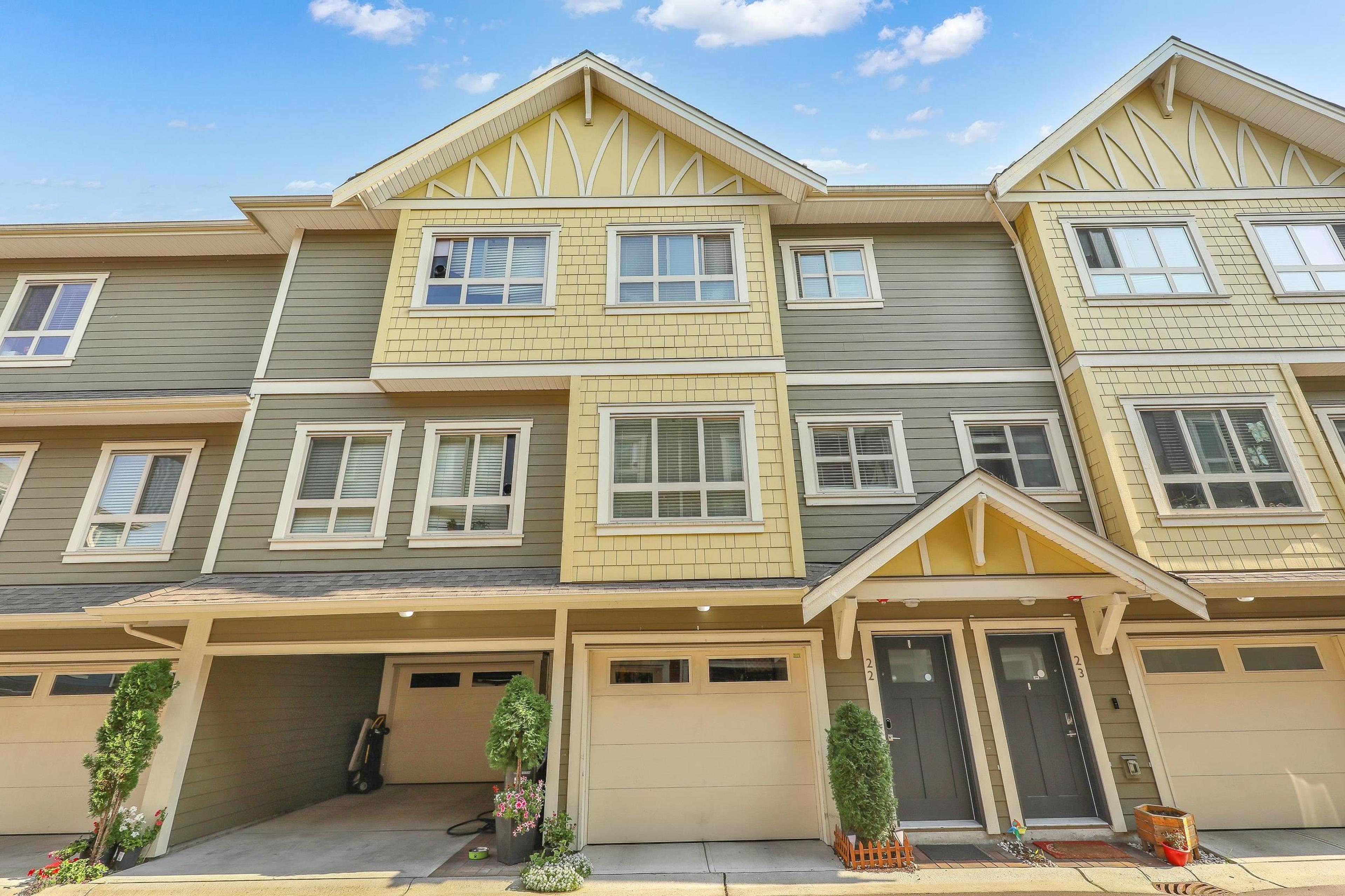 843 Ewen Avenue, New Westminster - Exteriors - Full Complex View - Photo 1