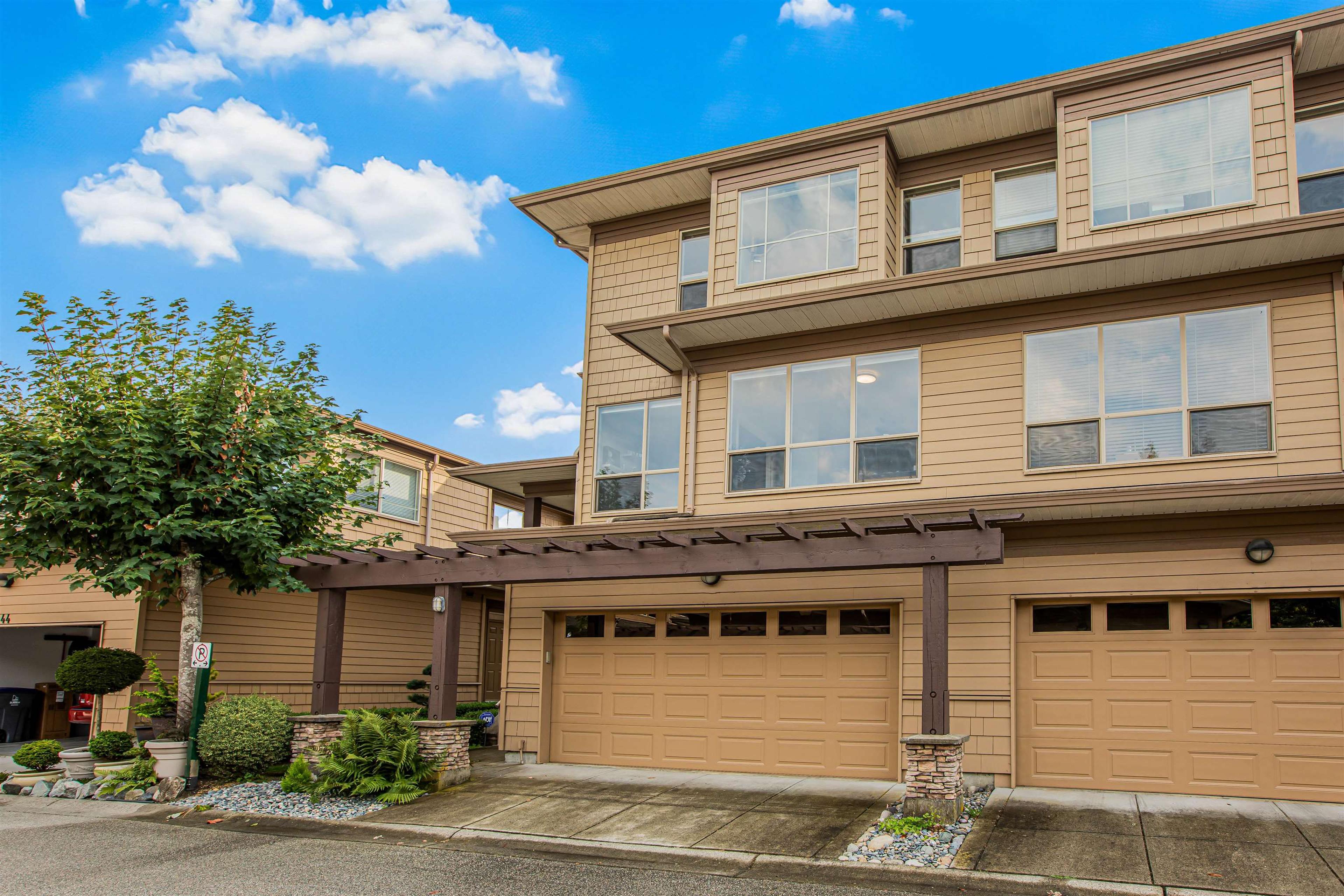 16655 64 Avenue, Surrey - Exteriors - Photo 1