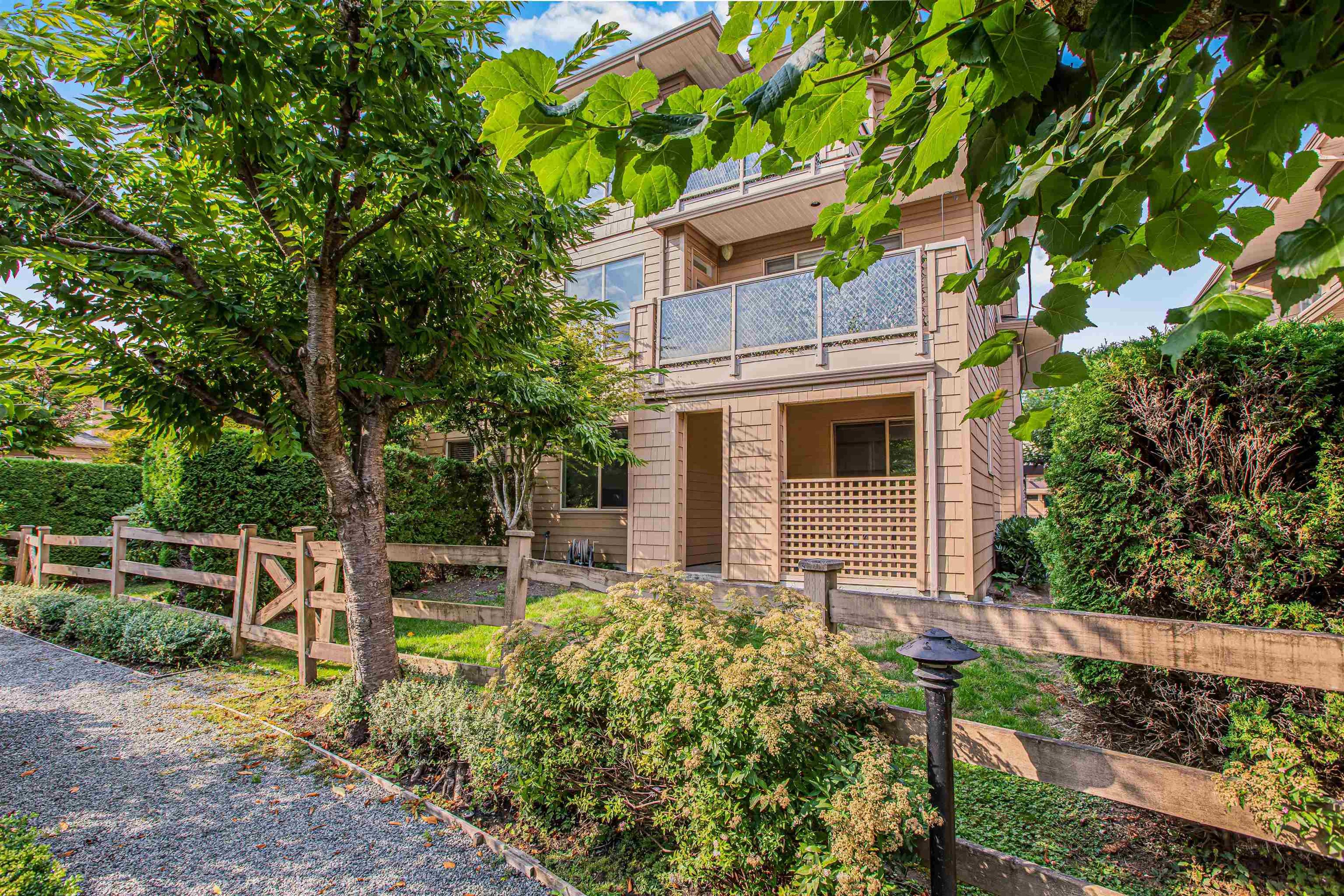 16655 64 Avenue, Surrey - Exteriors - Photo 2