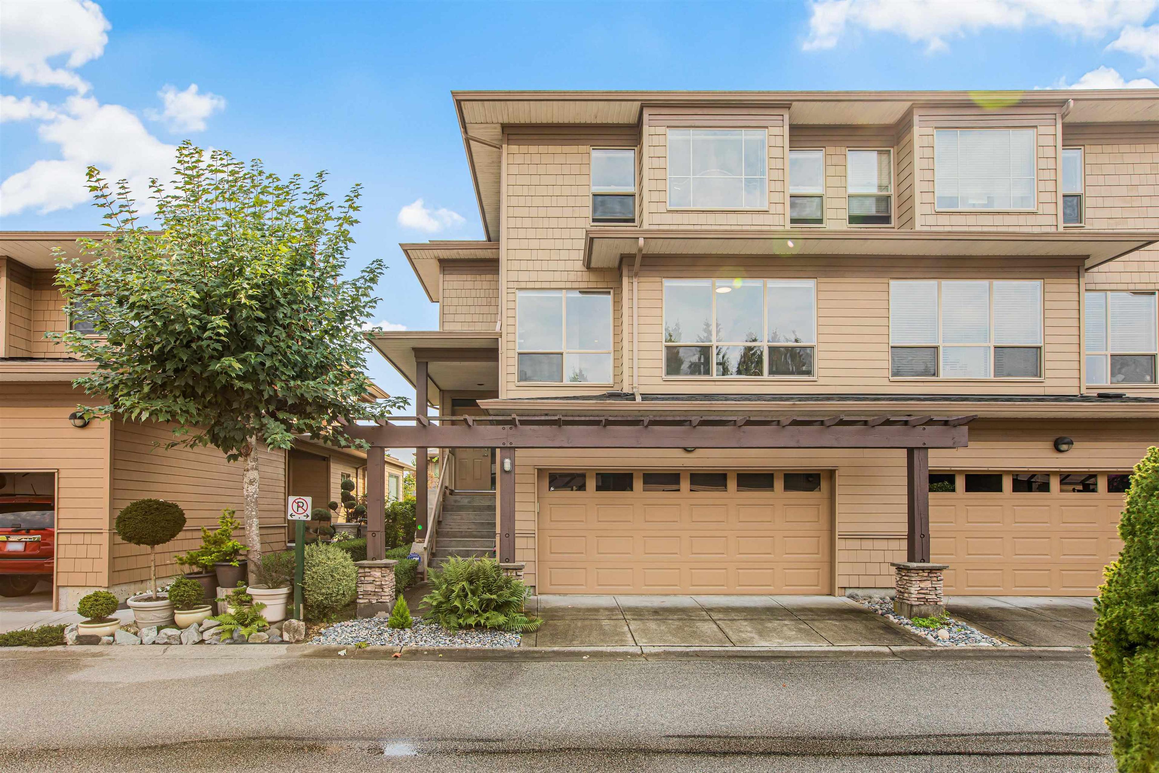 16655 64 Avenue, Surrey - Exteriors - Photo 5