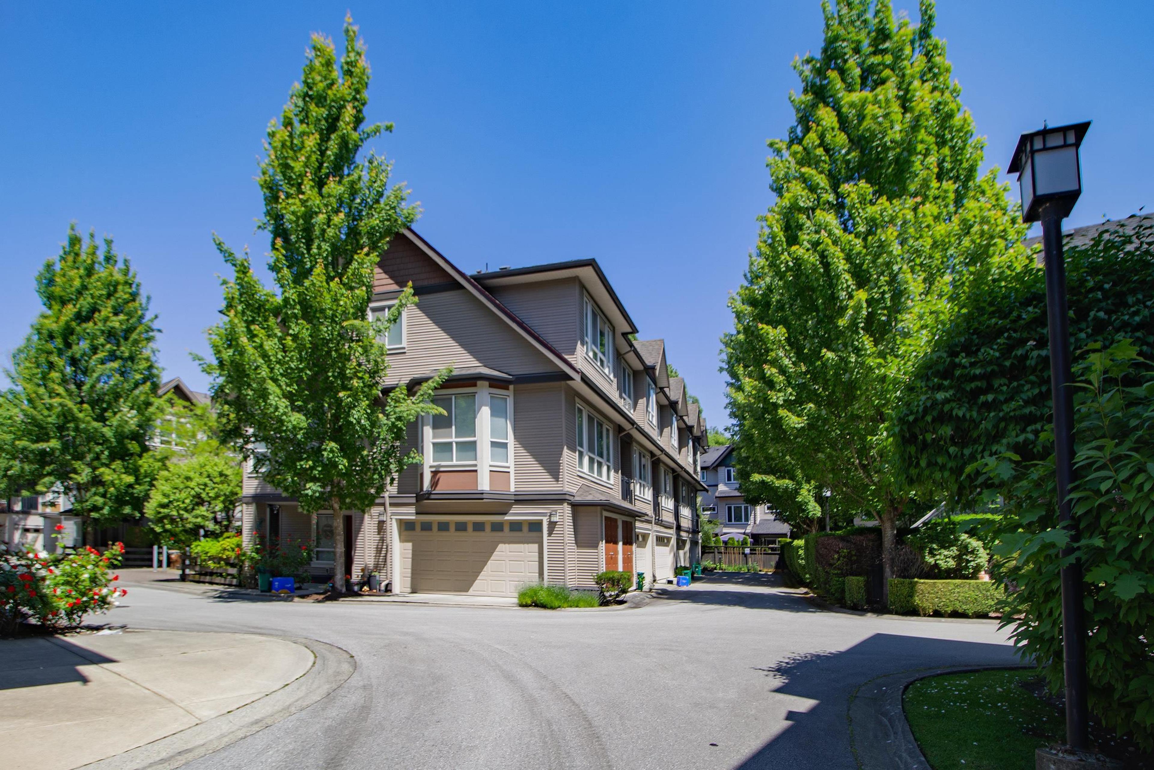 22380 Sharpe Avenue, Richmond - Exteriors - Full Complex View - Photo 3