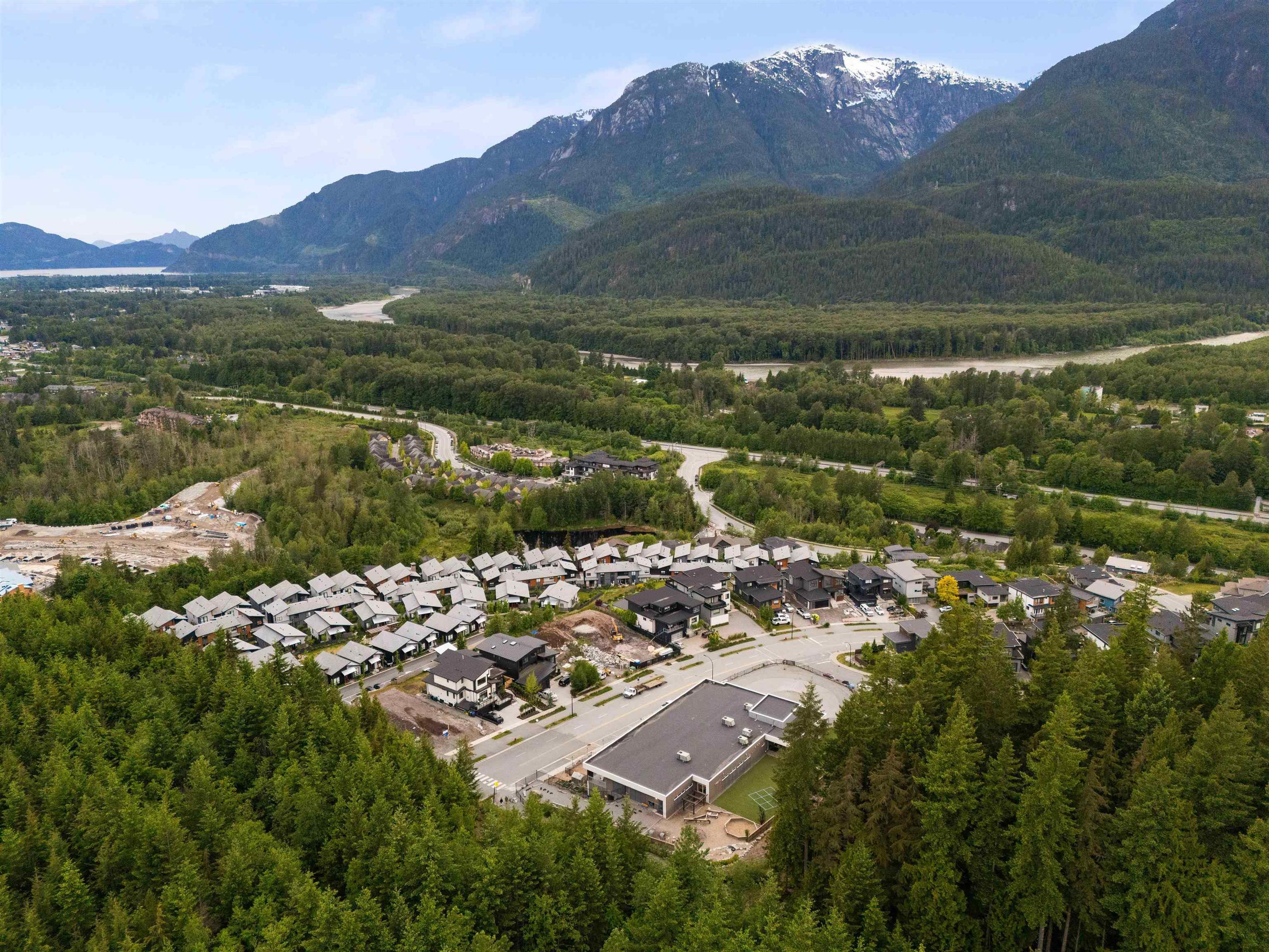 41204 Highline Place, Squamish - Exteriors - Full Complex View, Drone/Aerial View - Photo 8
