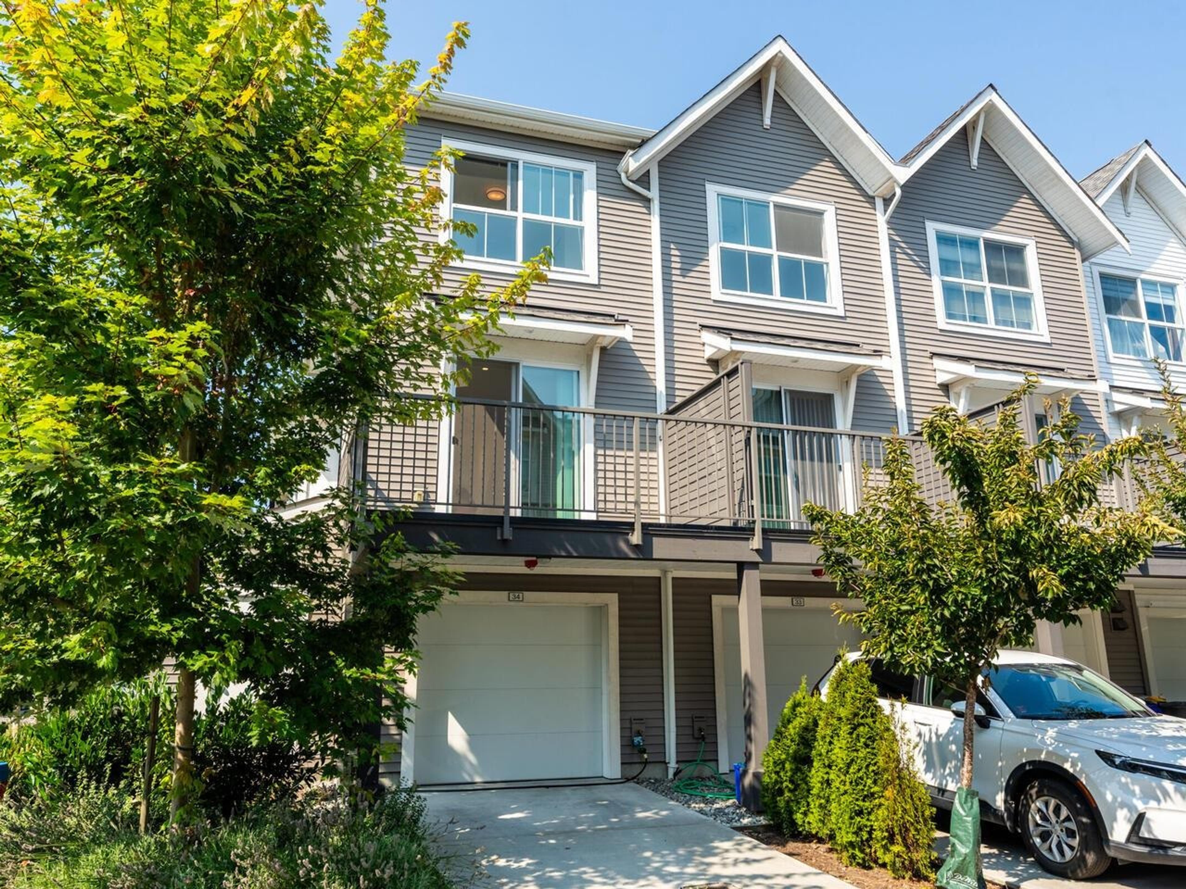 4726 Orca Way, Tsawwassen - Exteriors - Full Complex View - Photo 1