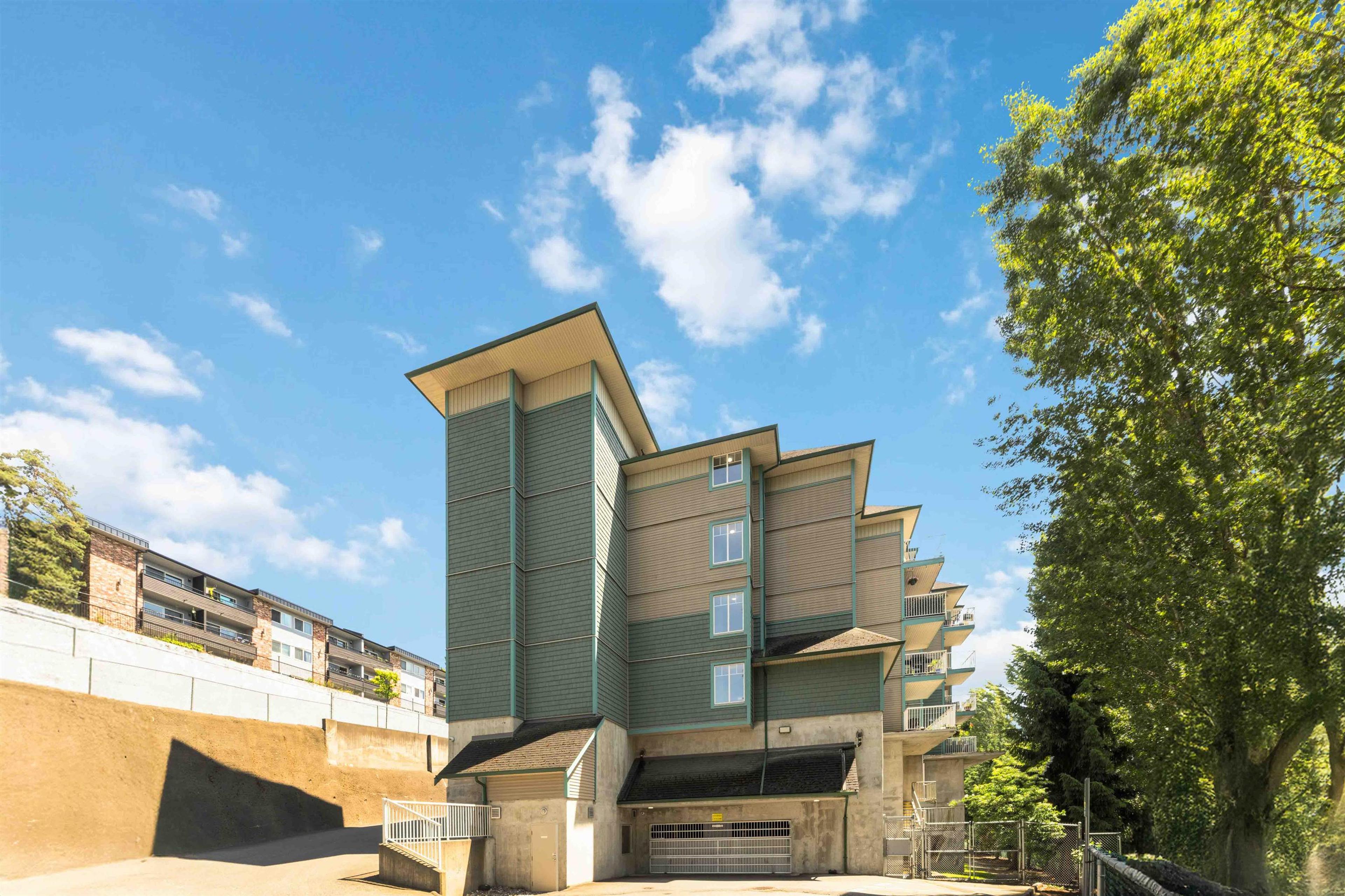 33960 Old Yale Road, Abbotsford - Exteriors - Photo 2