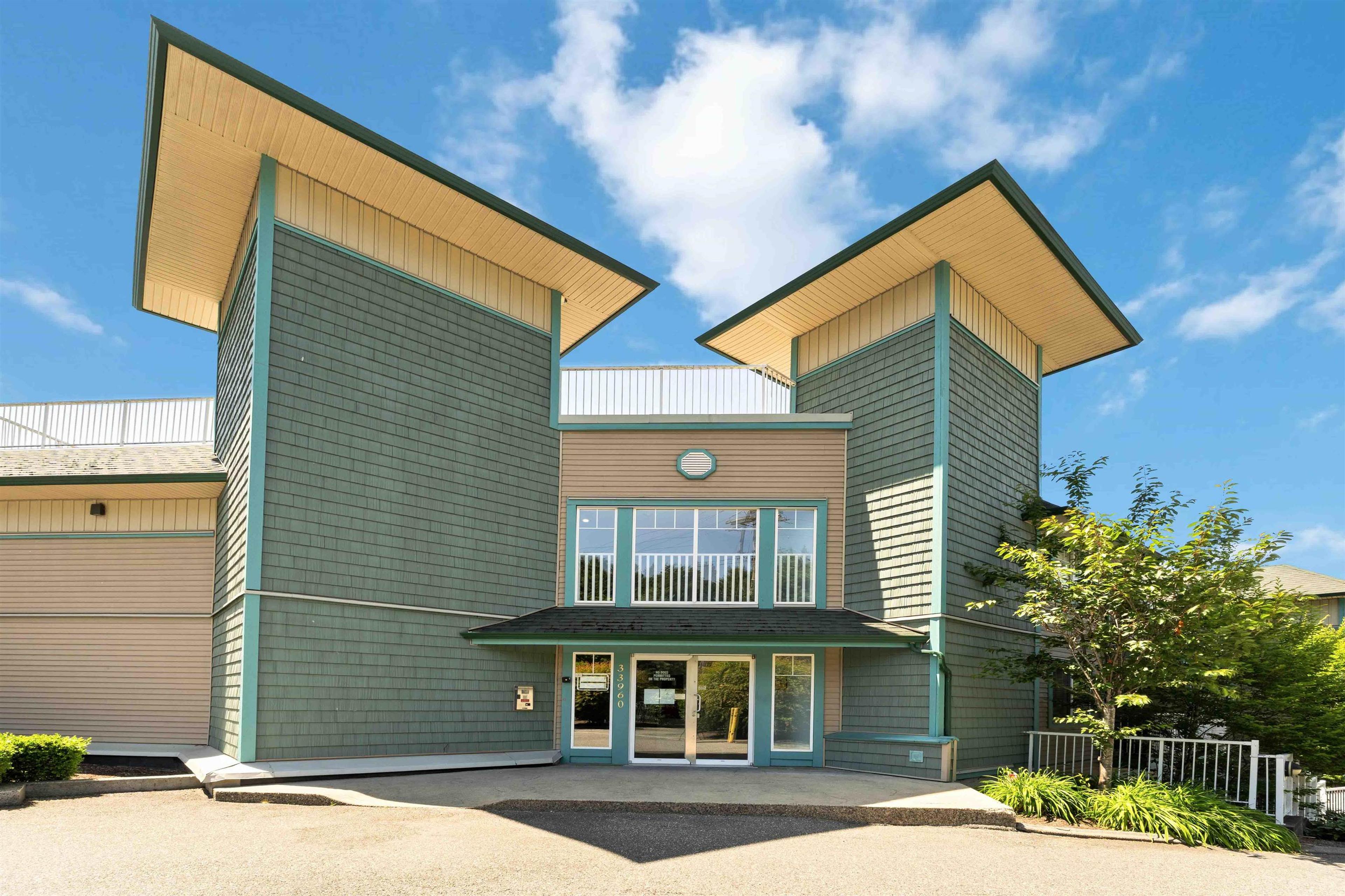 33960 Old Yale Road, Abbotsford - Exteriors - Photo 3