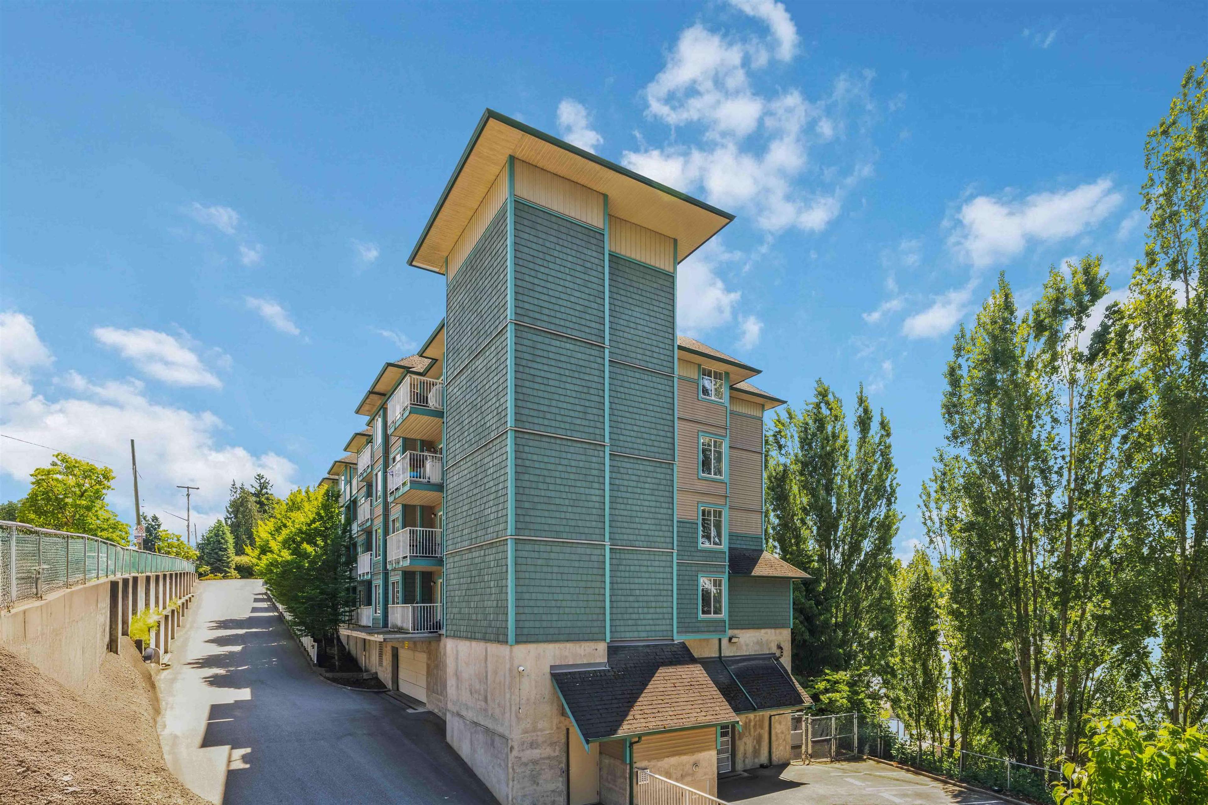 33960 Old Yale Road, Abbotsford - Exteriors - Photo 4