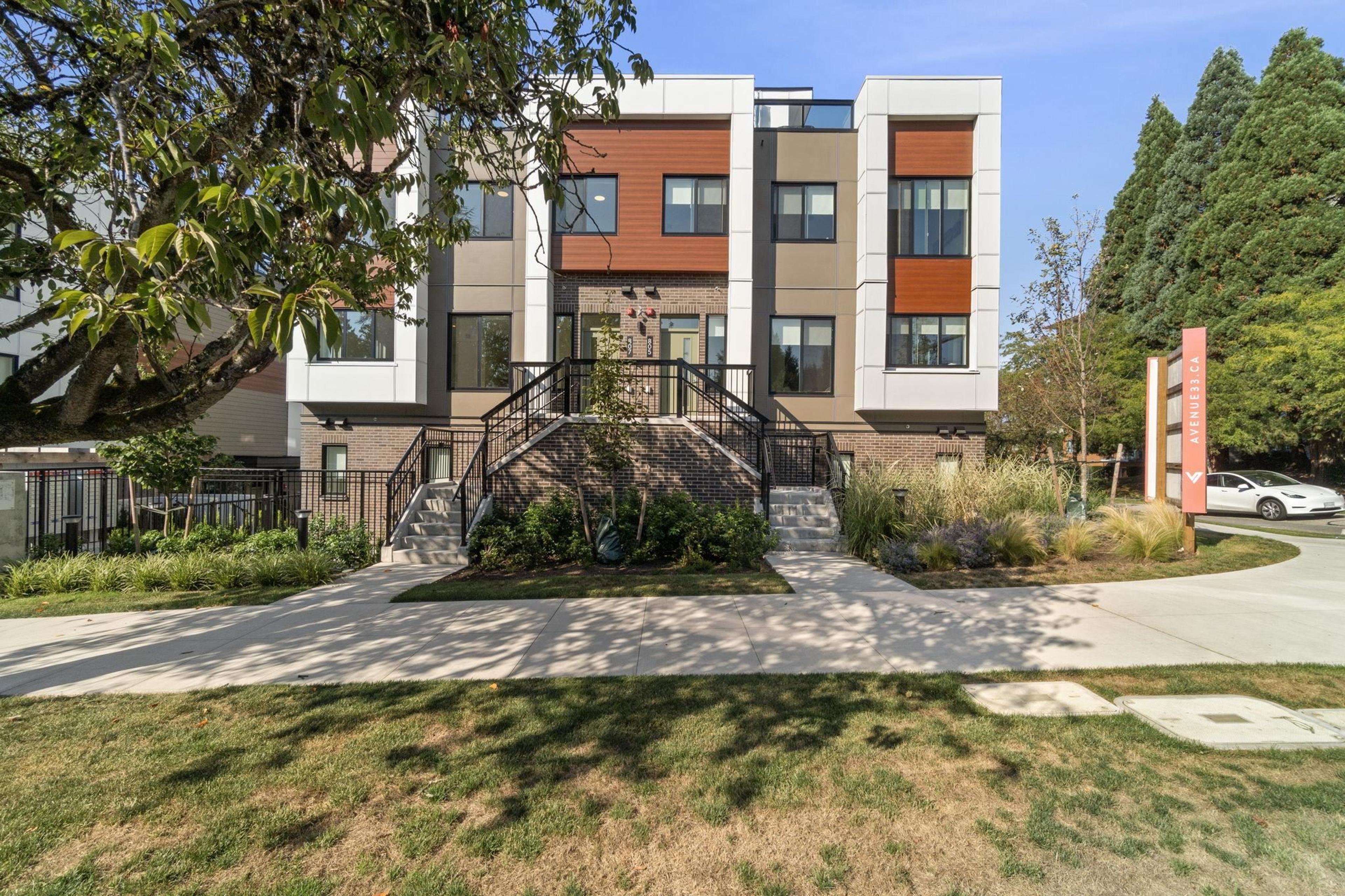 807 W 33rd Avenue, Vancouver - Exteriors - Photo 5