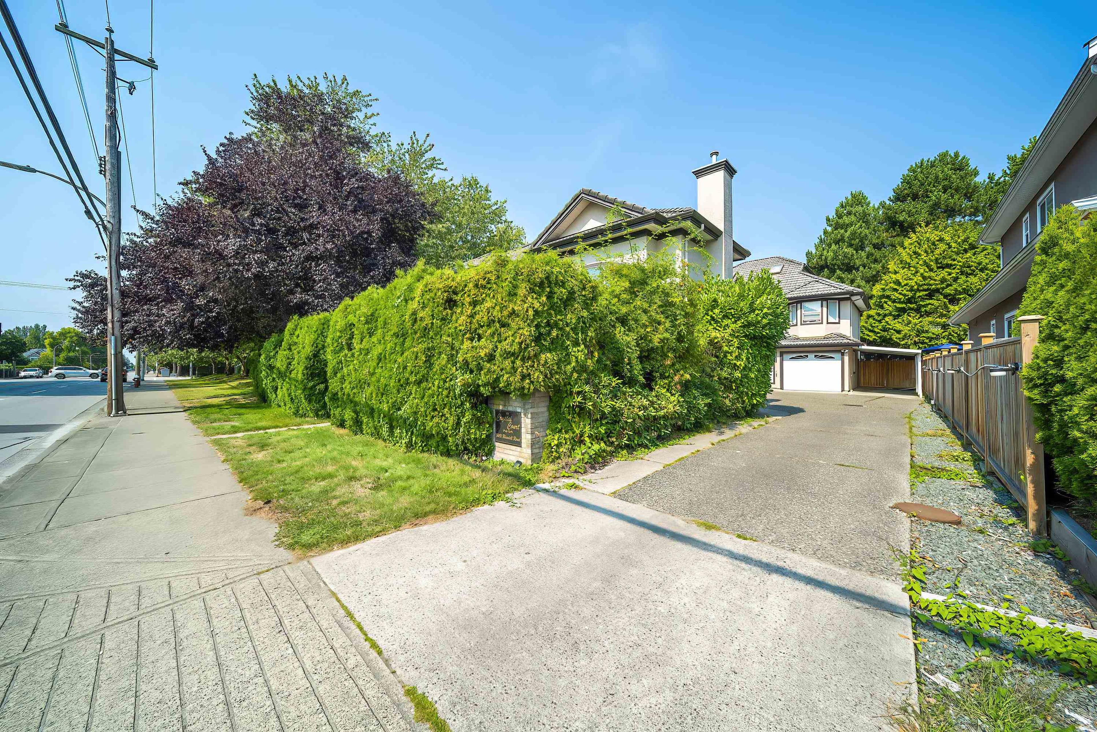 8491 Blundell Road, Richmond - Exteriors - Photo 4