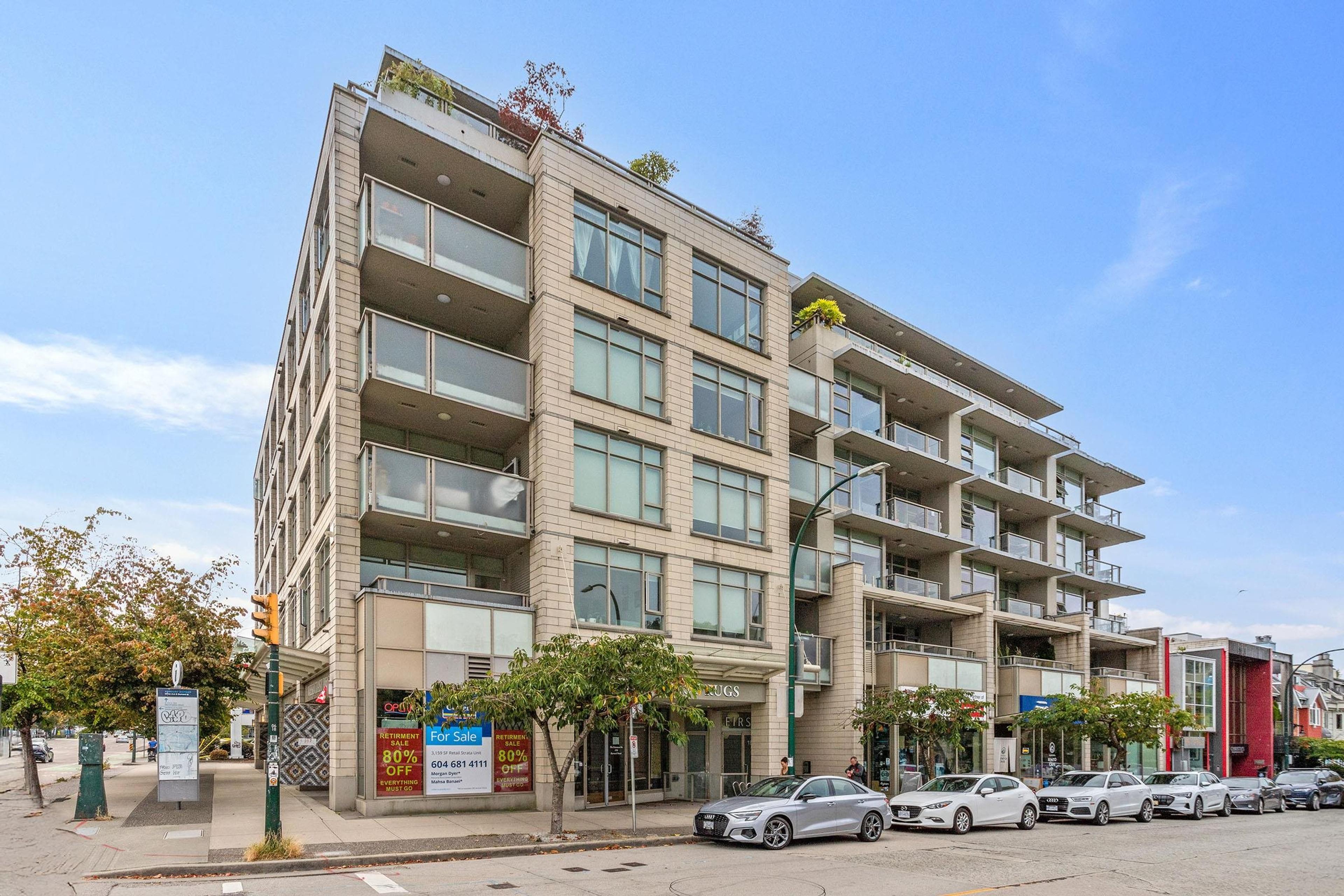 1808 W 1st Avenue, Vancouver - Exteriors - Photo 1