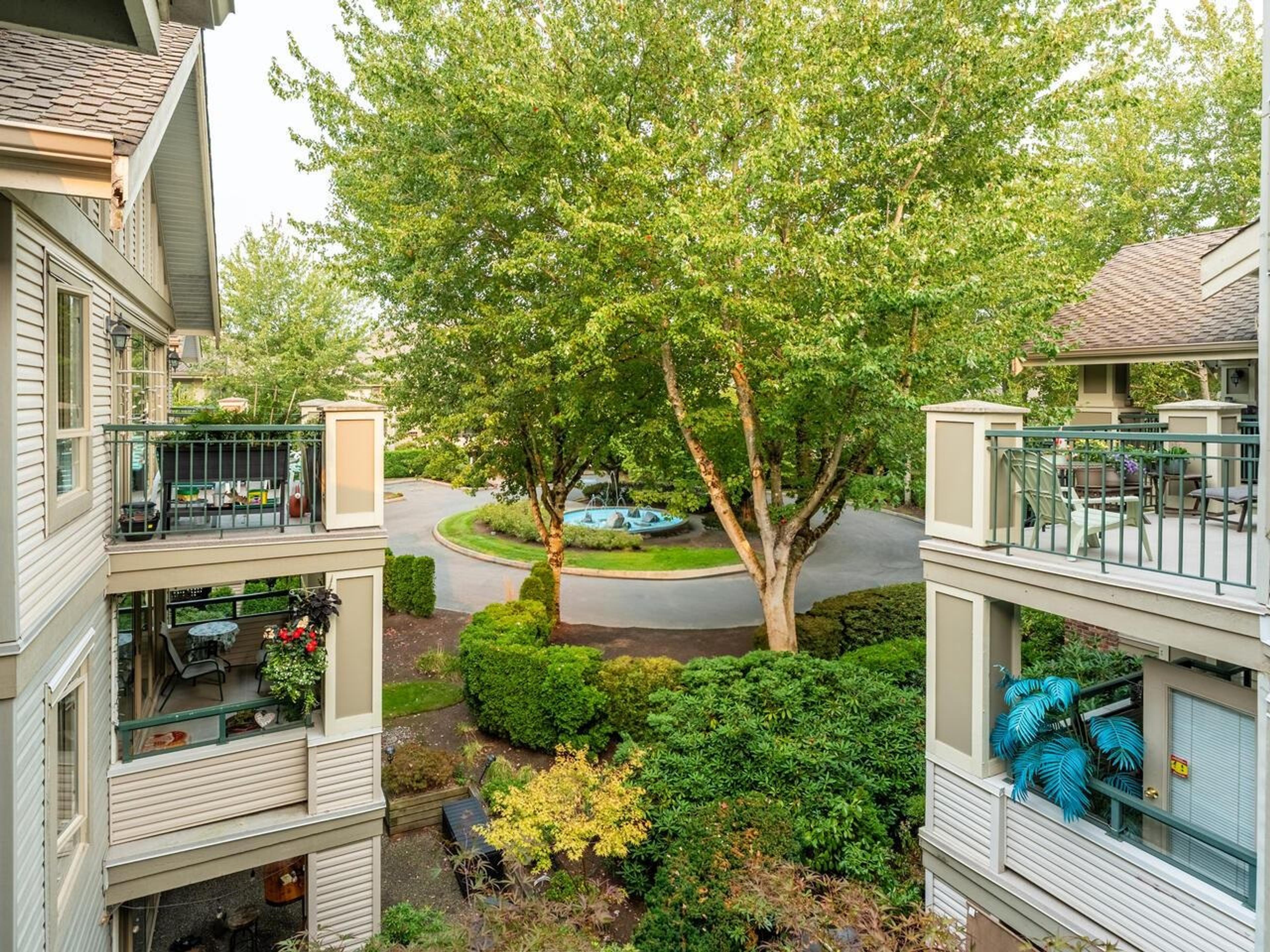 22025 48 Avenue, Langley - Exteriors - Full Complex View - Photo 2