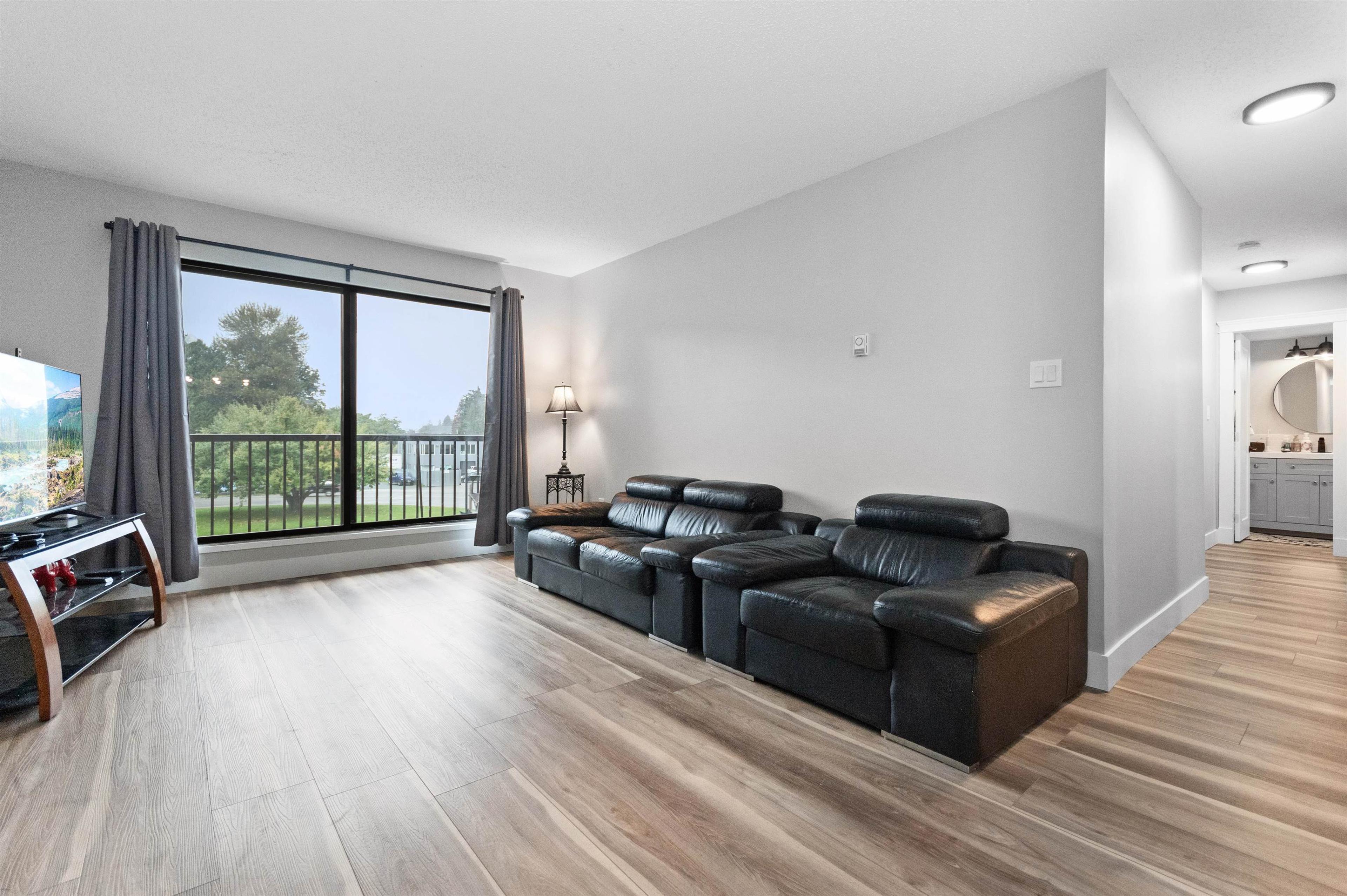 #223 45598 MCINTOSH DRIVE - Image 9