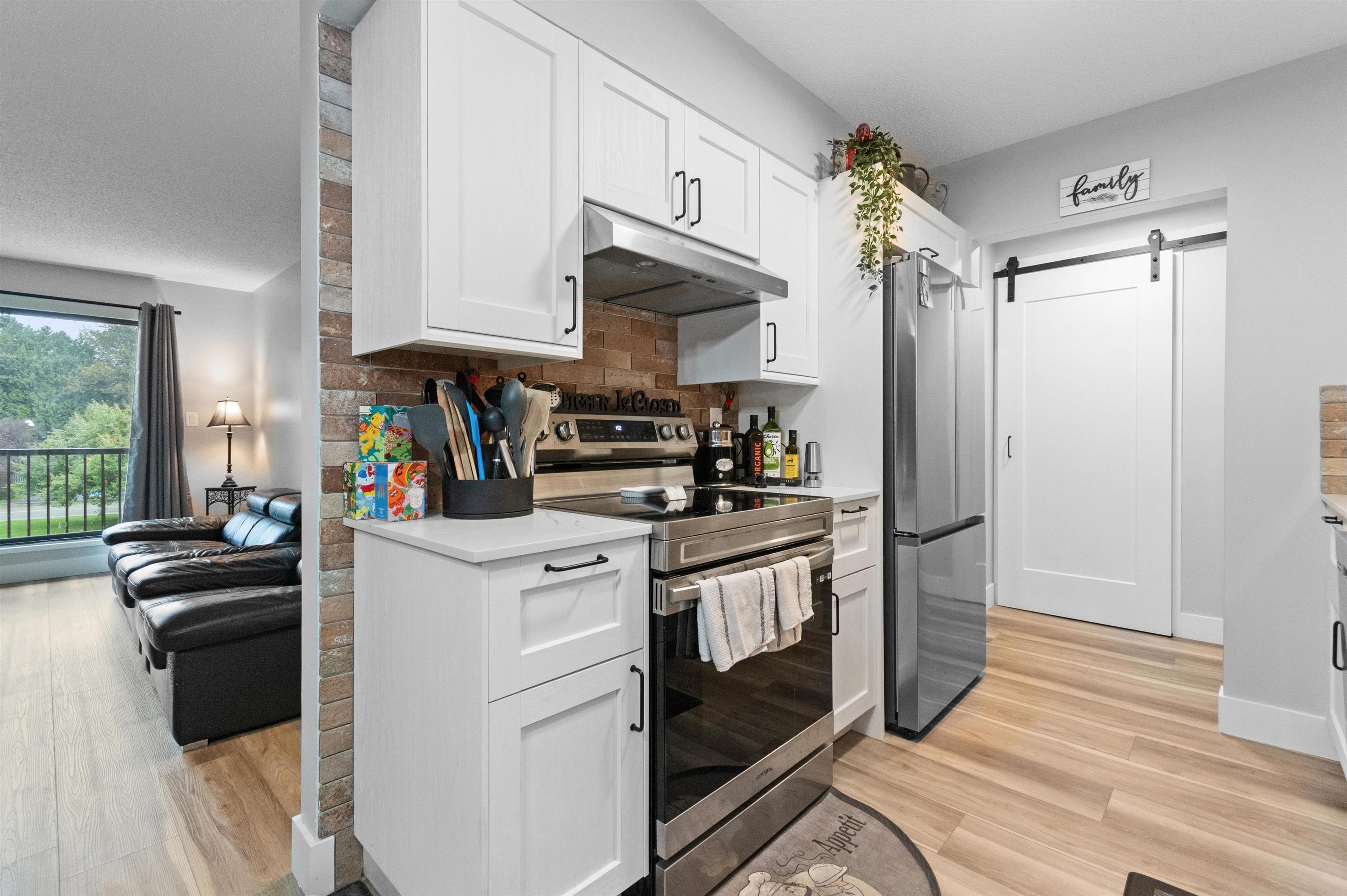 #223 45598 MCINTOSH DRIVE - Image 4