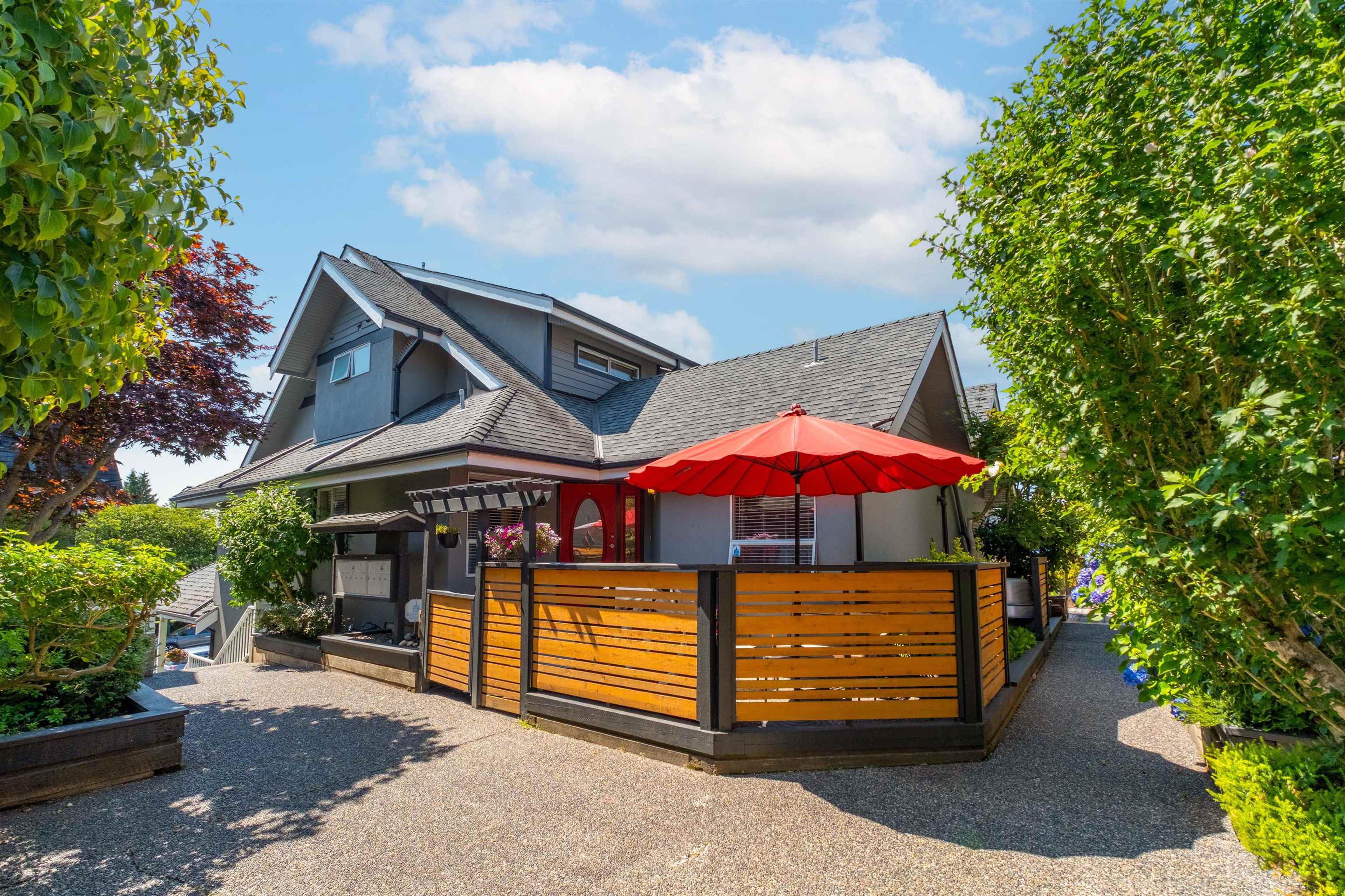 260 E 4th Street, North Vancouver - Exteriors - Drone/Aerial View, Marked/Pin - Photo 3