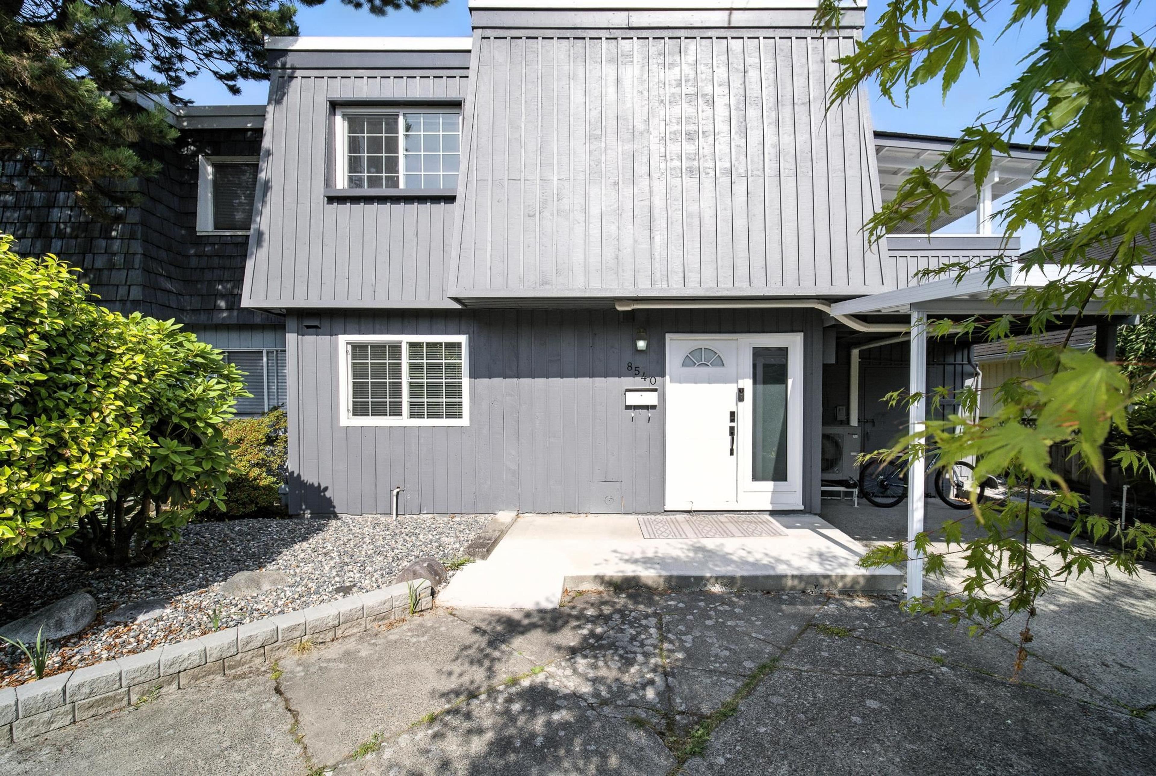 8540 Rosebank Crescent, Richmond - Exteriors - Photo 1