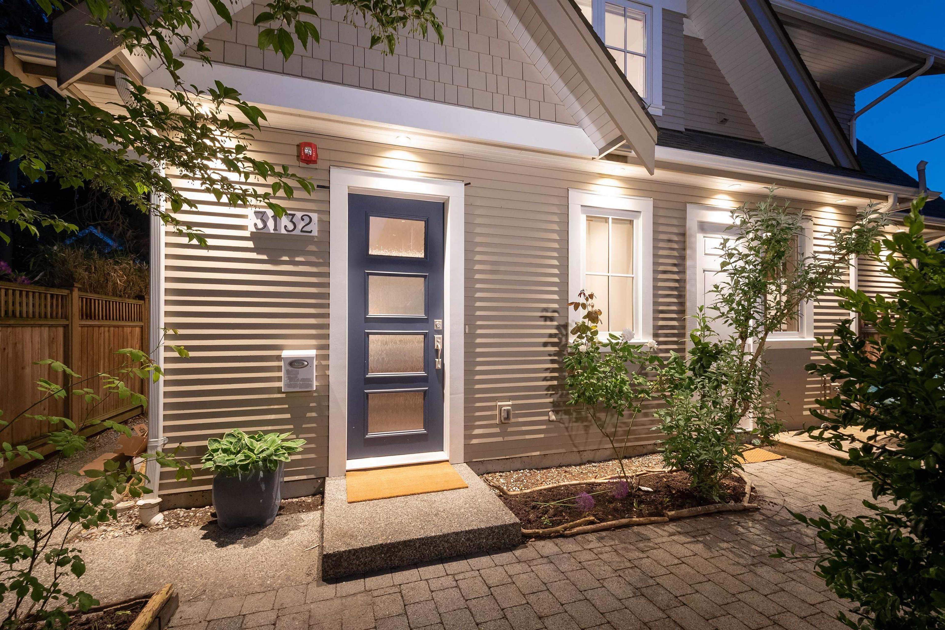 3132 W 7th Avenue, Vancouver - Exteriors - Photo 2