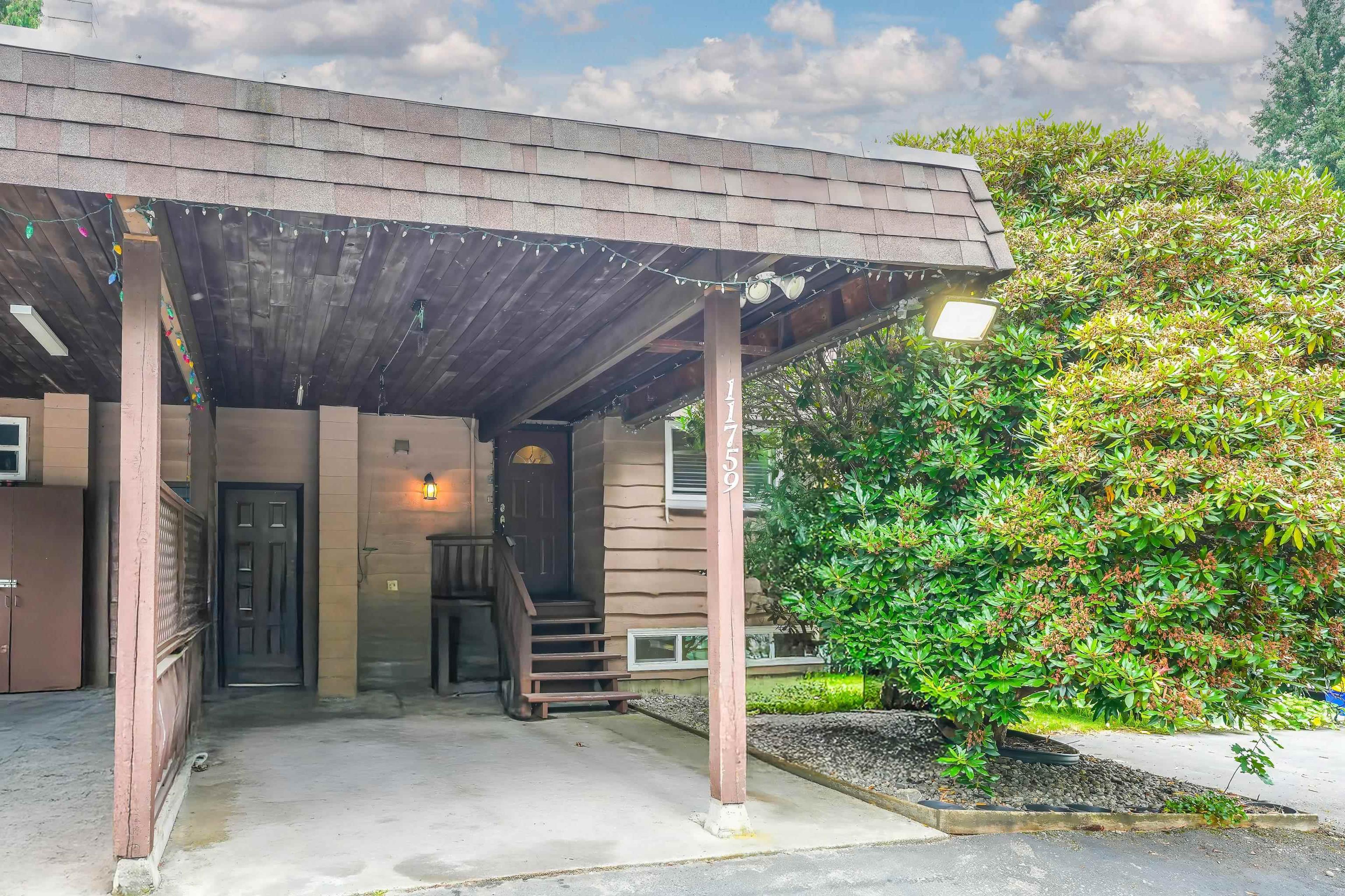 11759 Darby Street, Maple Ridge - Exteriors - Photo 1