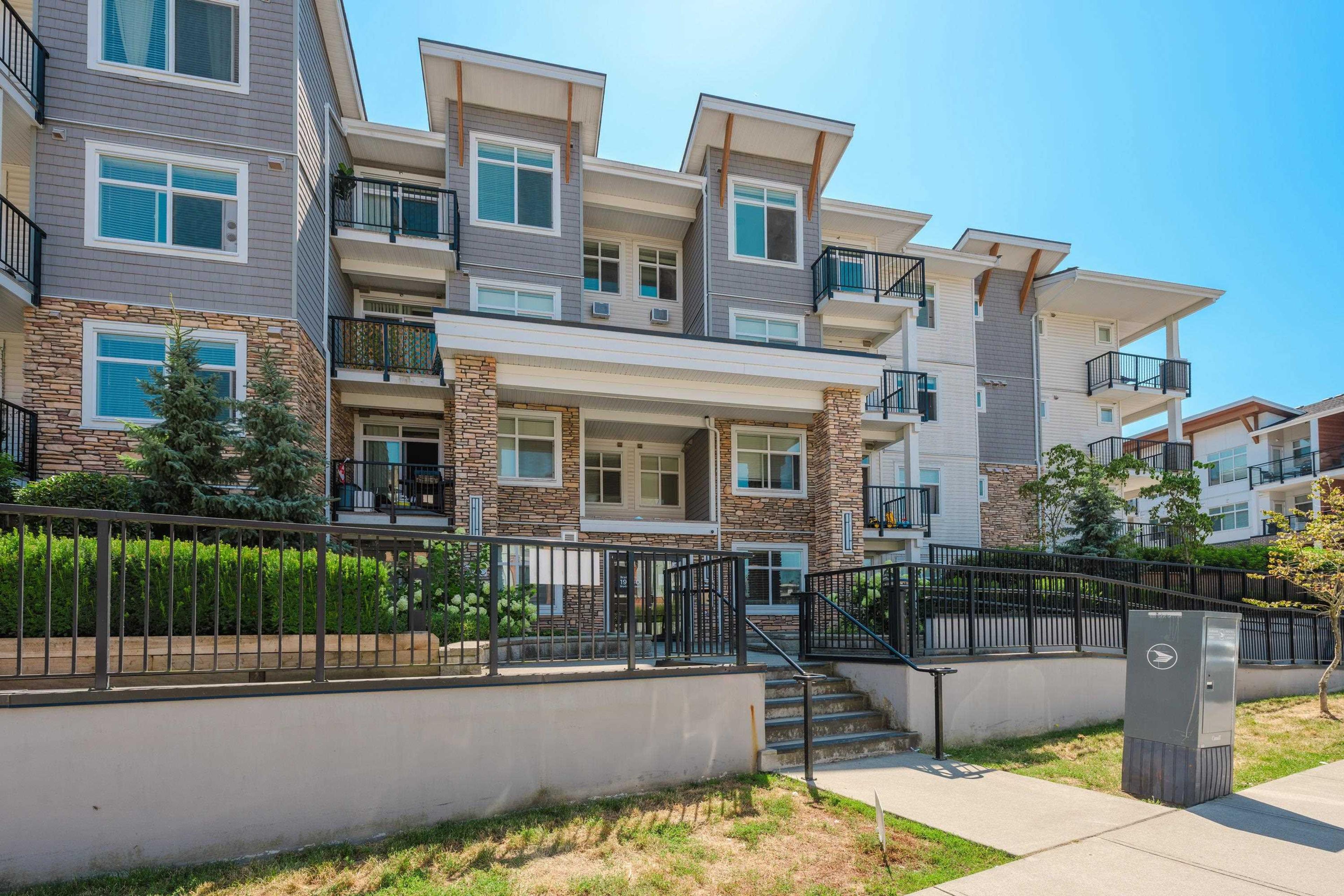 19940 Brydon Crescent, Langley - Exteriors - Full Complex View - Photo 1