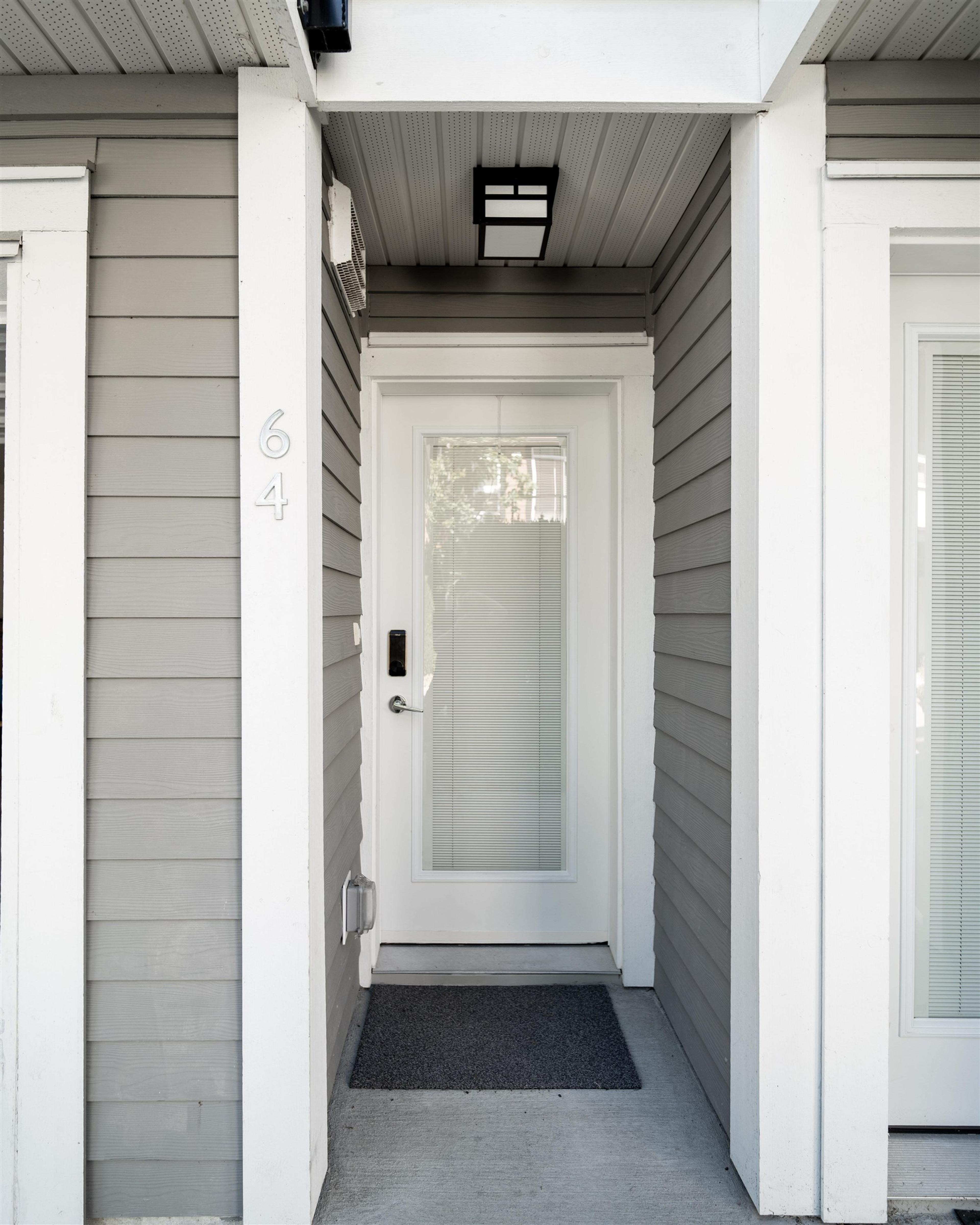 20857 77a Avenue, Langley - Exteriors - Photo 2