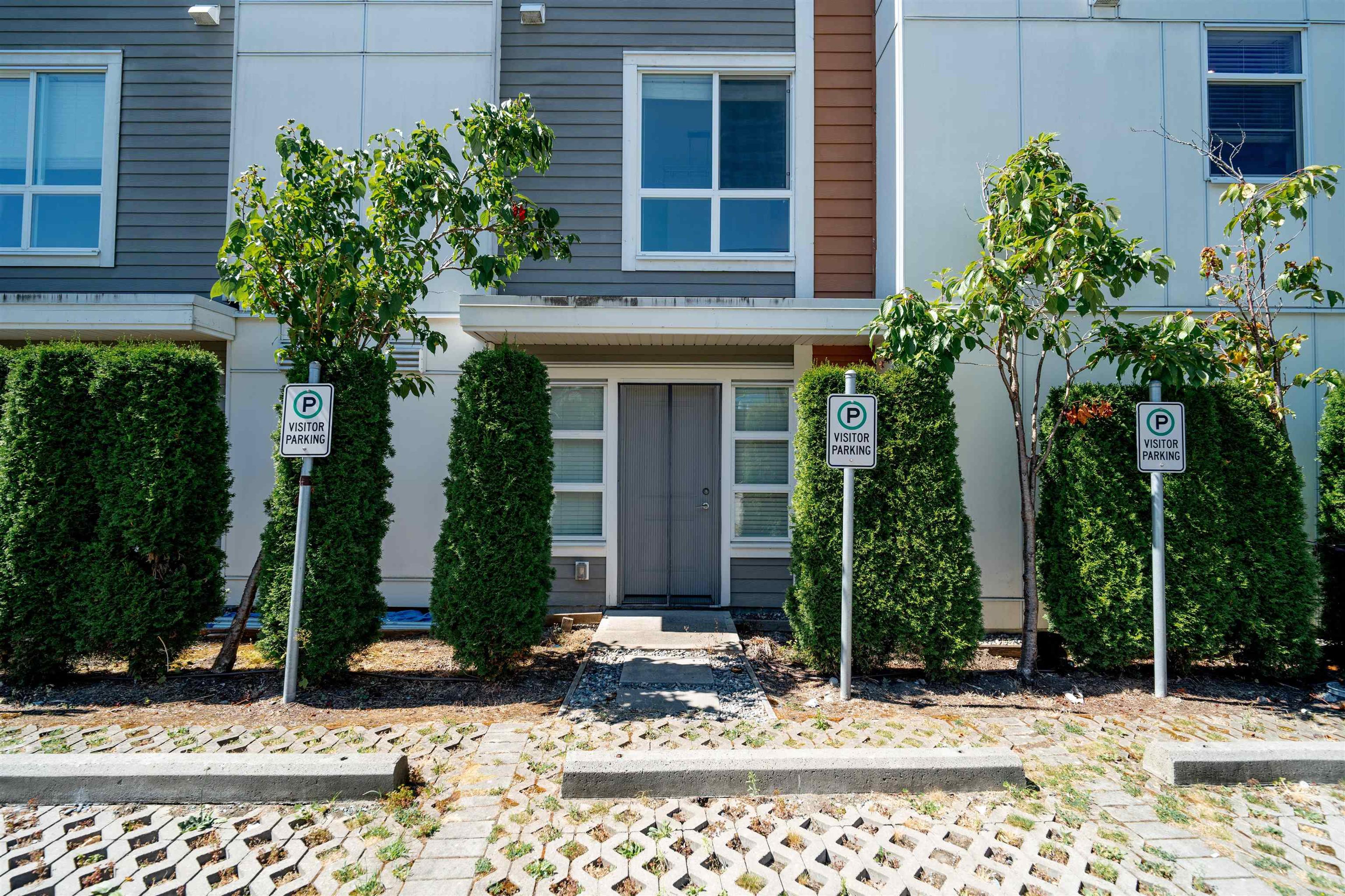 20857 77a Avenue, Langley - Exteriors - Photo 3