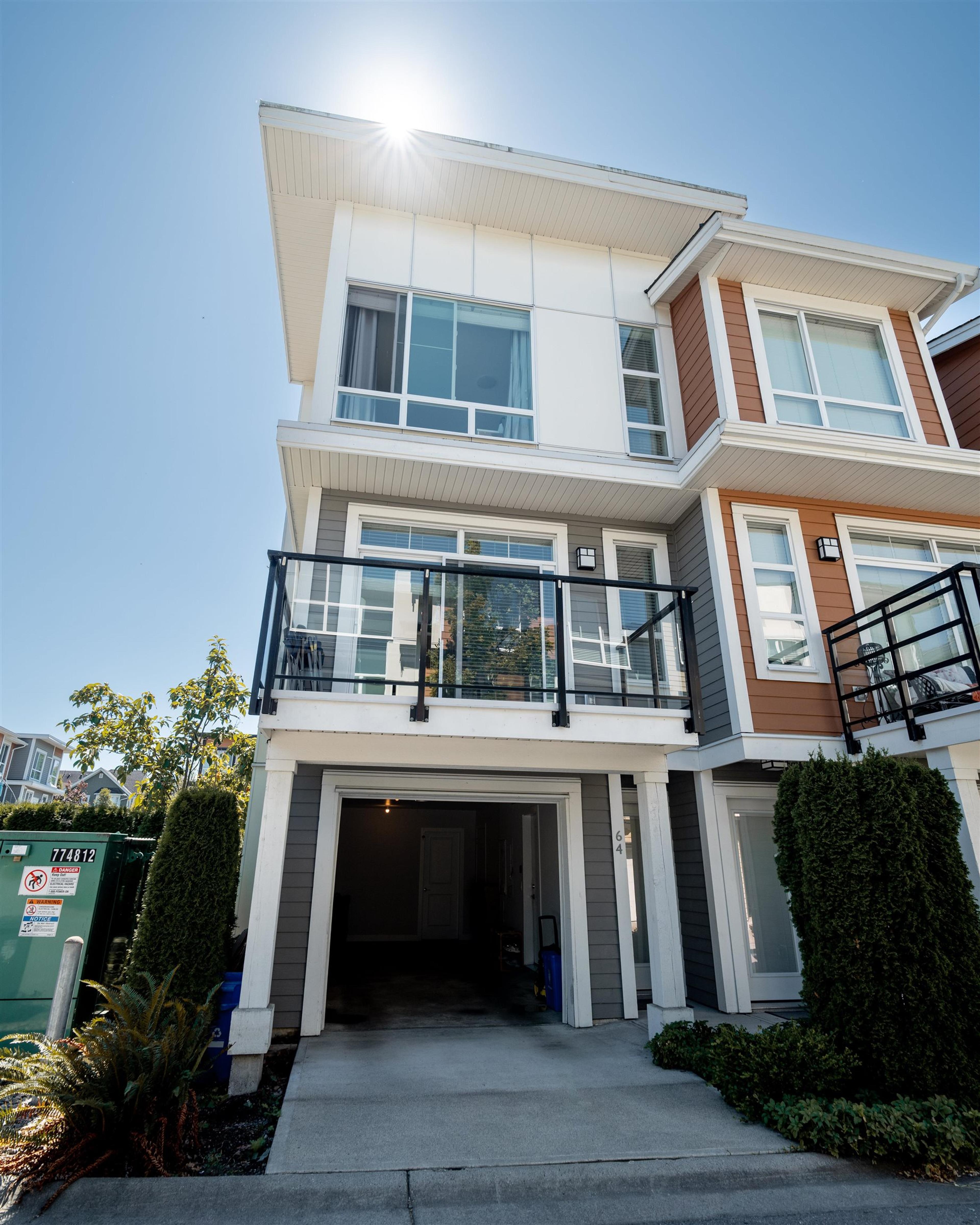 20857 77a Avenue, Langley - Exteriors - Photo 5