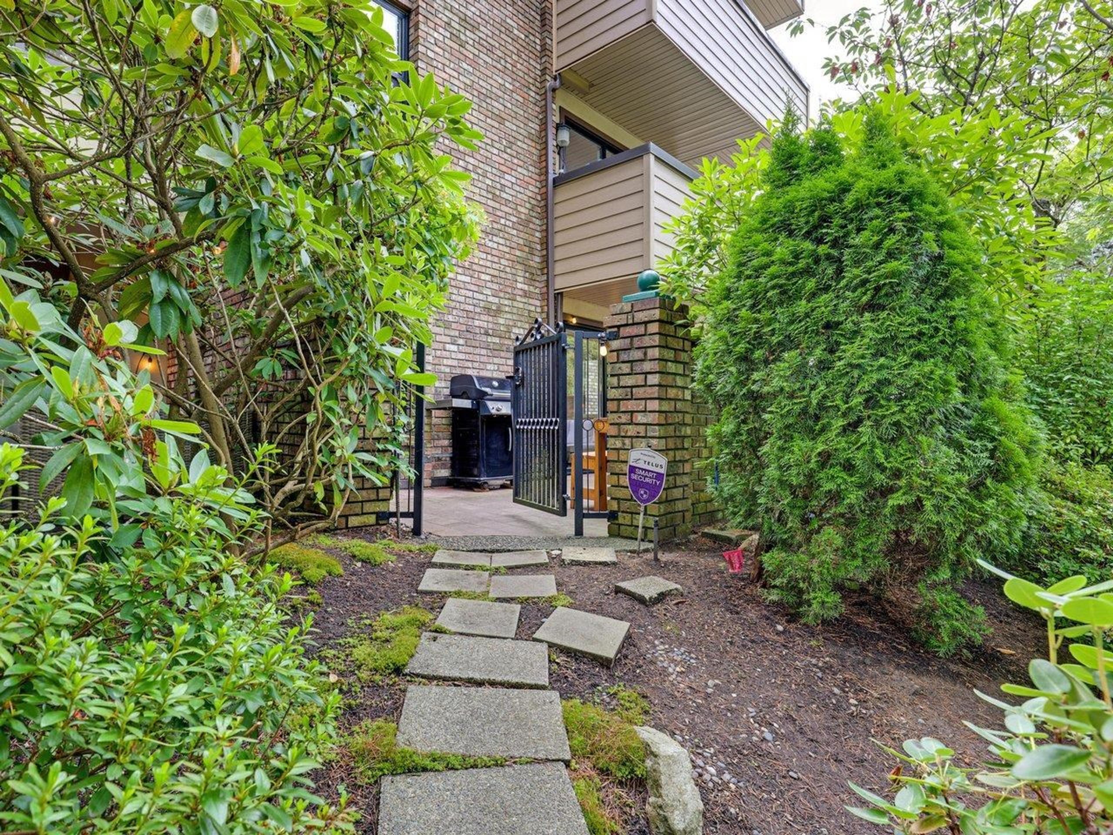 1266 W 13th Avenue, Vancouver - Exteriors - Photo 3