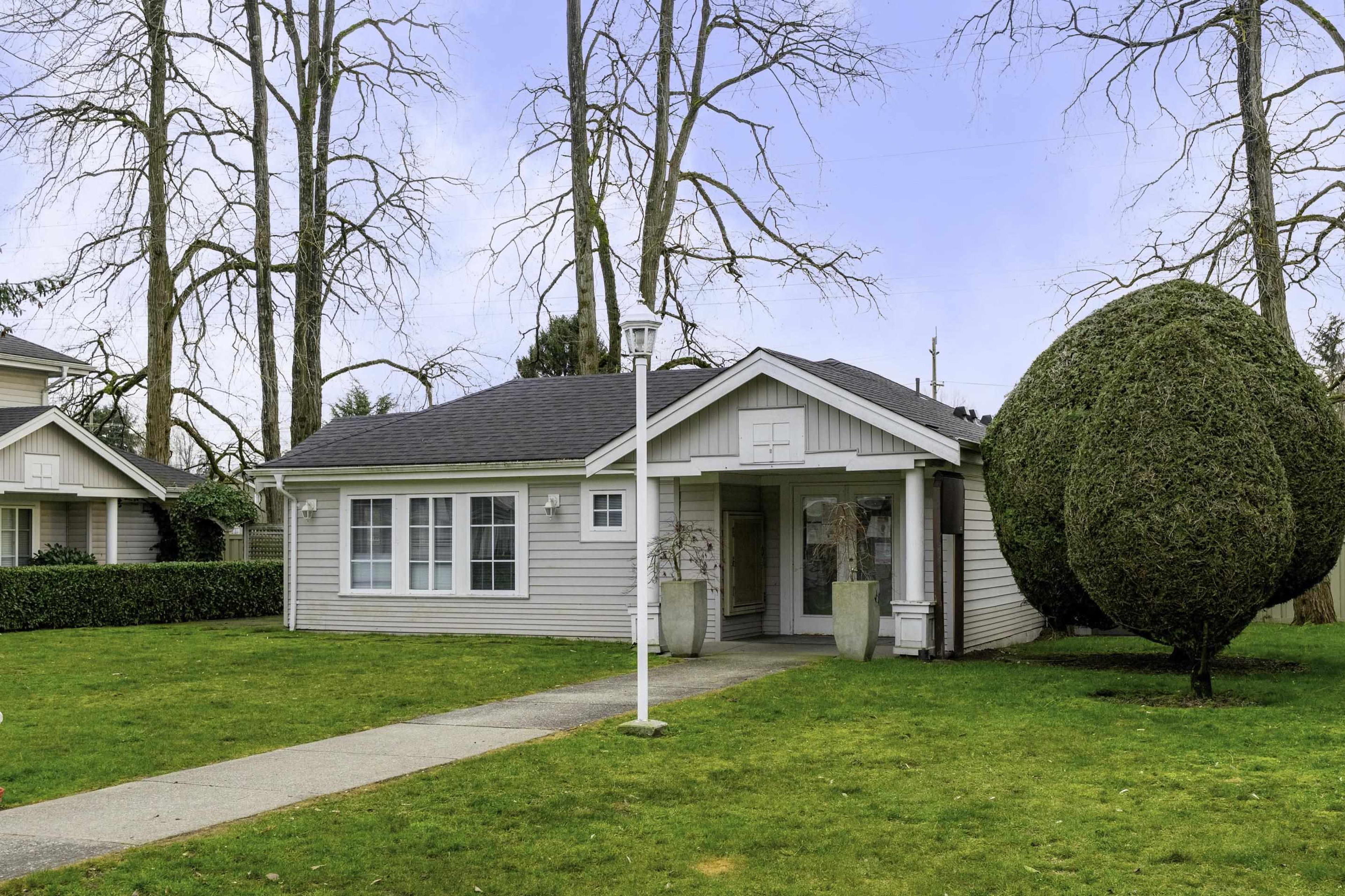 3088 Airey Drive, Richmond - Exteriors - Photo 2