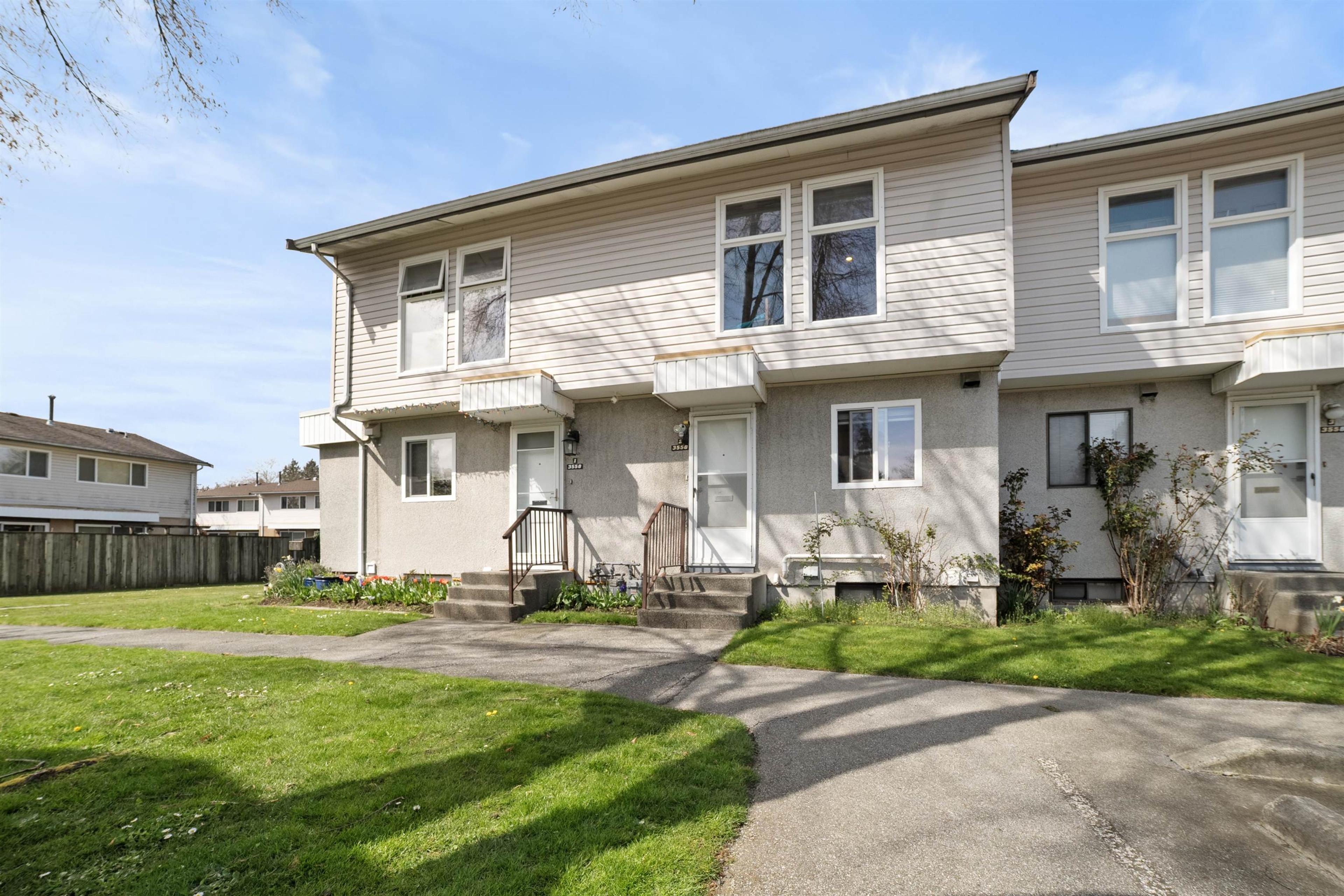 3554 E 49th Avenue, Vancouver - Exteriors - Photo 2