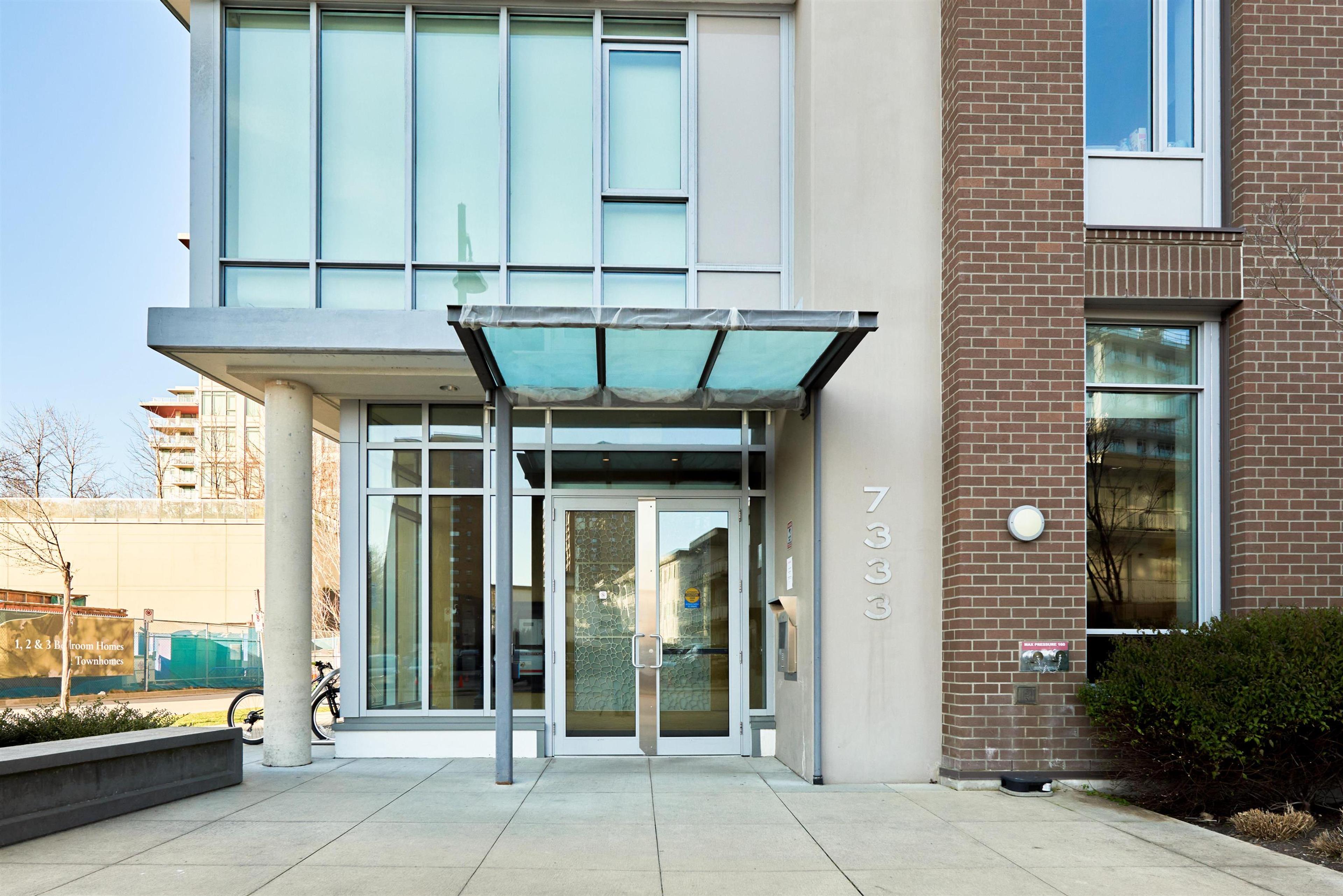 7333 Murdoch Avenue, Richmond - Exteriors - Photo 2