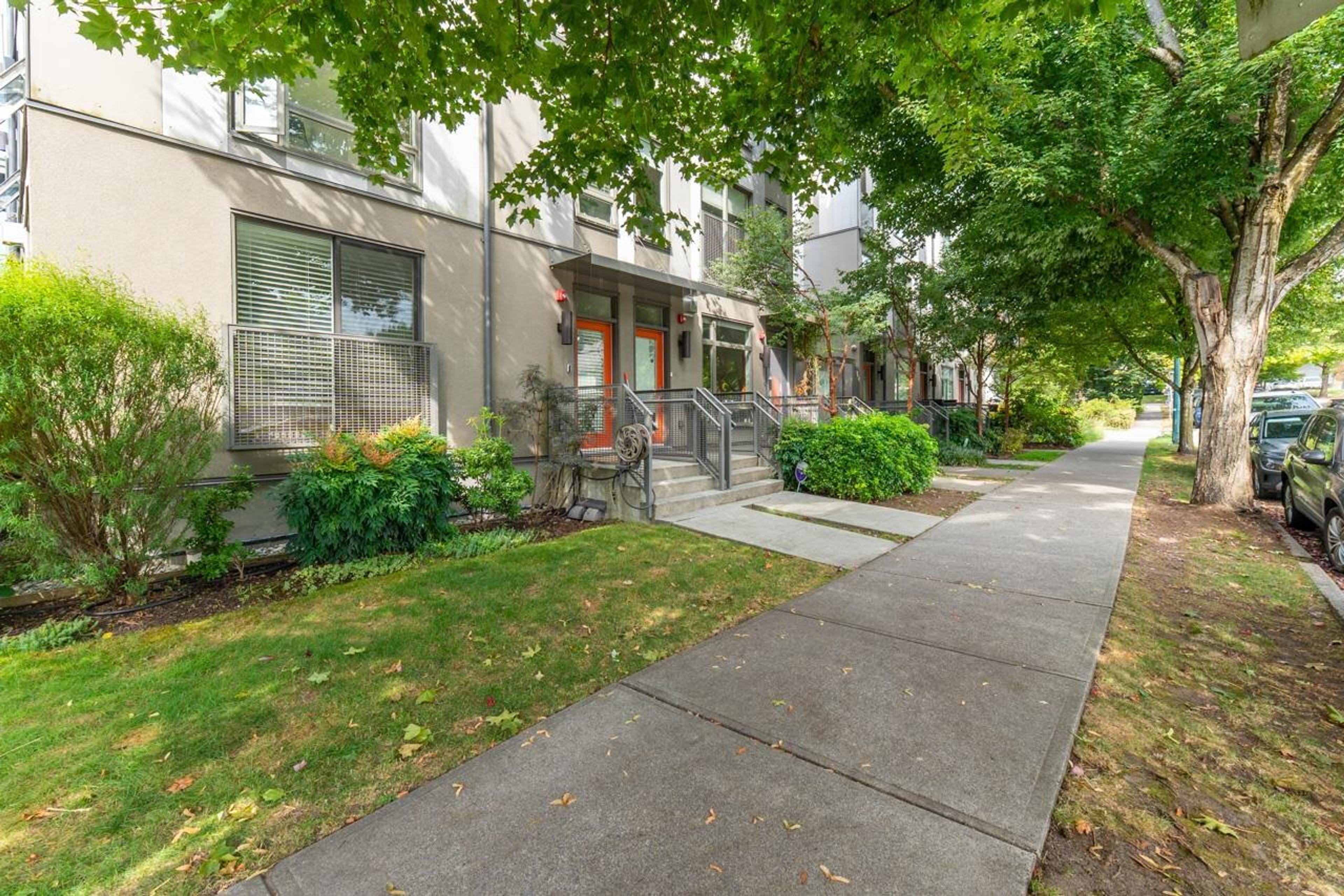 3197 St. George Street, Vancouver - Exteriors - Photo 1