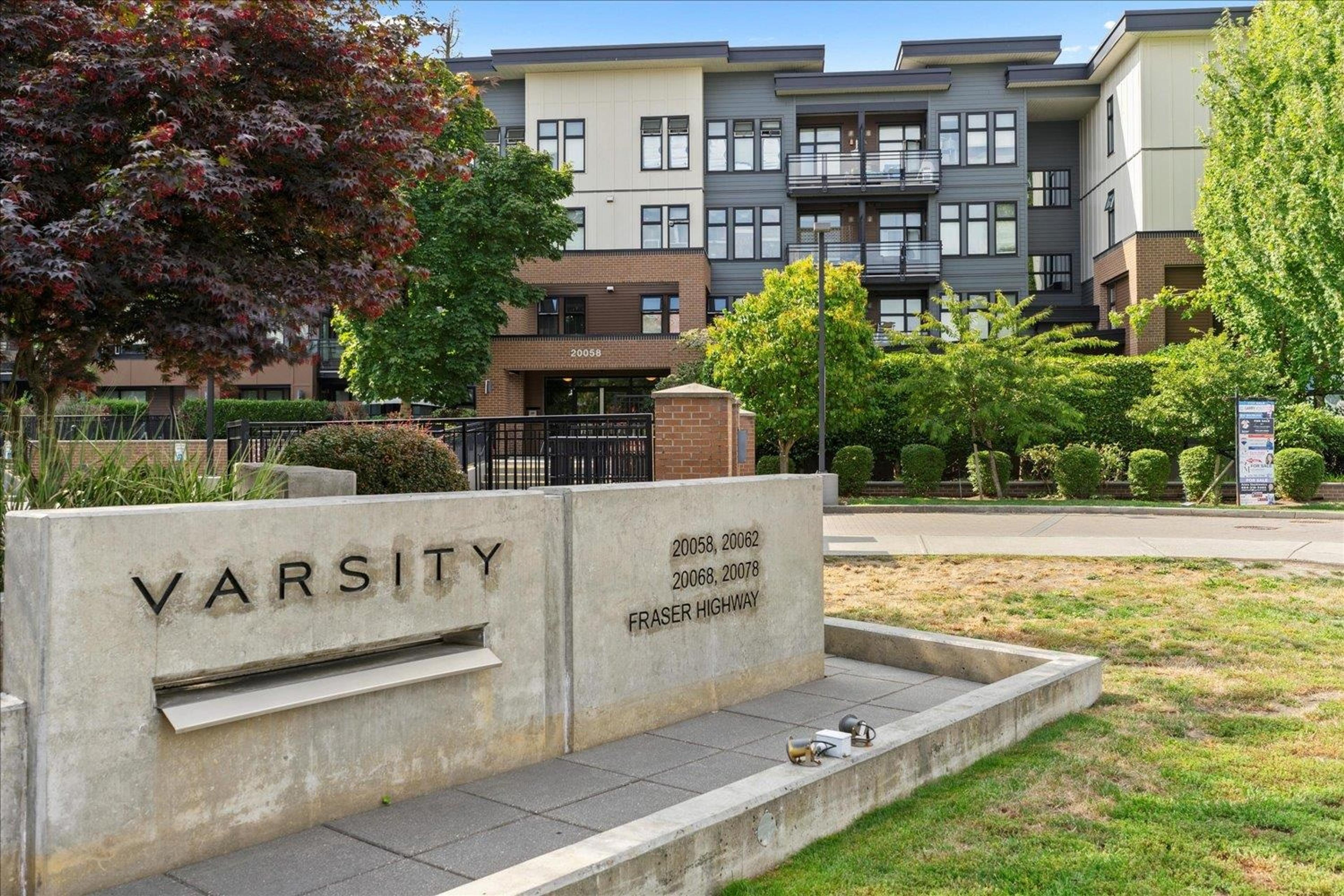 20058 Fraser Highway, Langley - Exteriors - Full Complex View - Photo 4