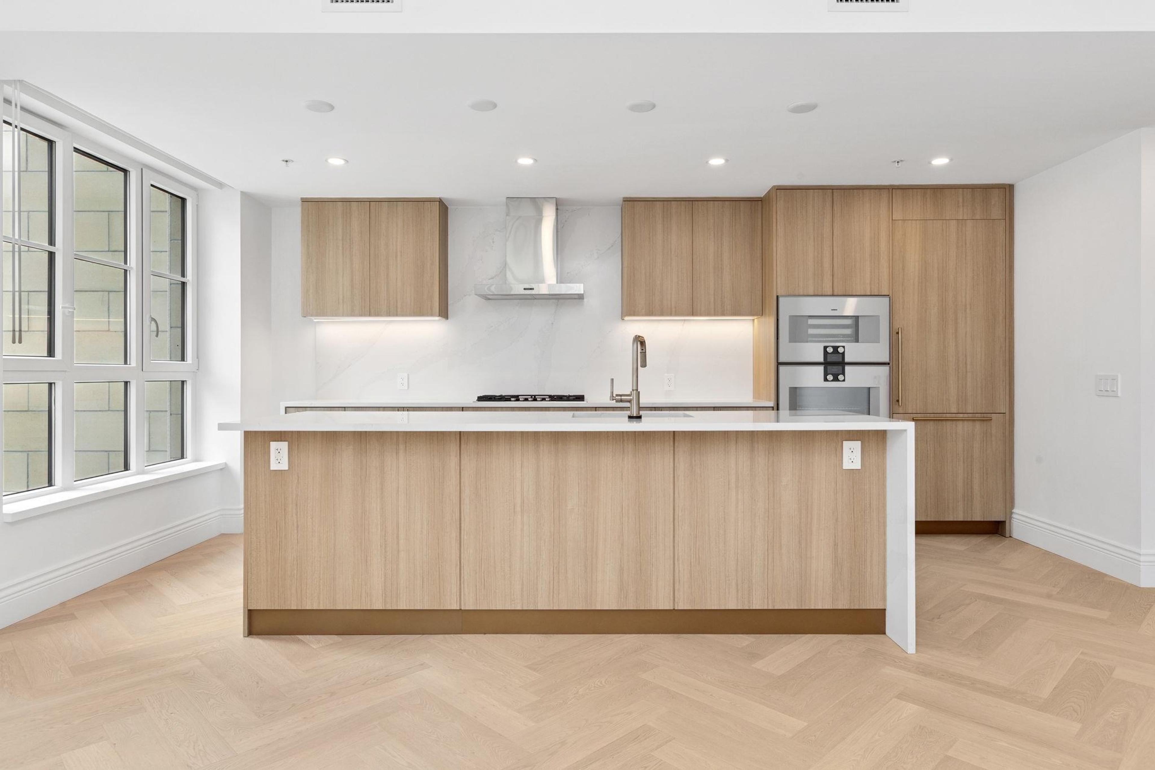 2096 W 47th Avenue, Vancouver - Exteriors - Photo 1