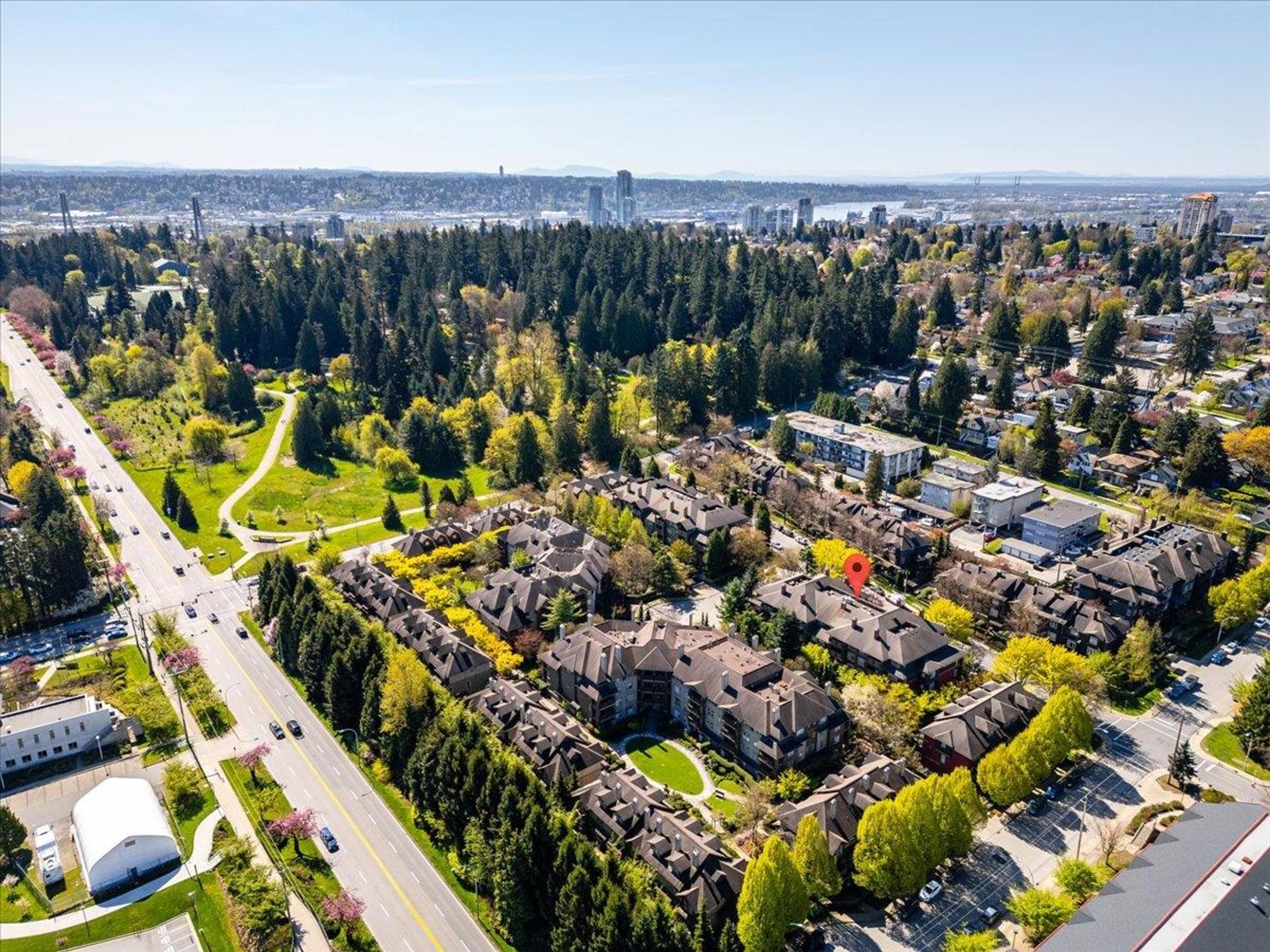 675 Park Crescent, New Westminster - Exteriors - Full Complex View, Drone/Aerial View, Marked/Pin - Photo 3