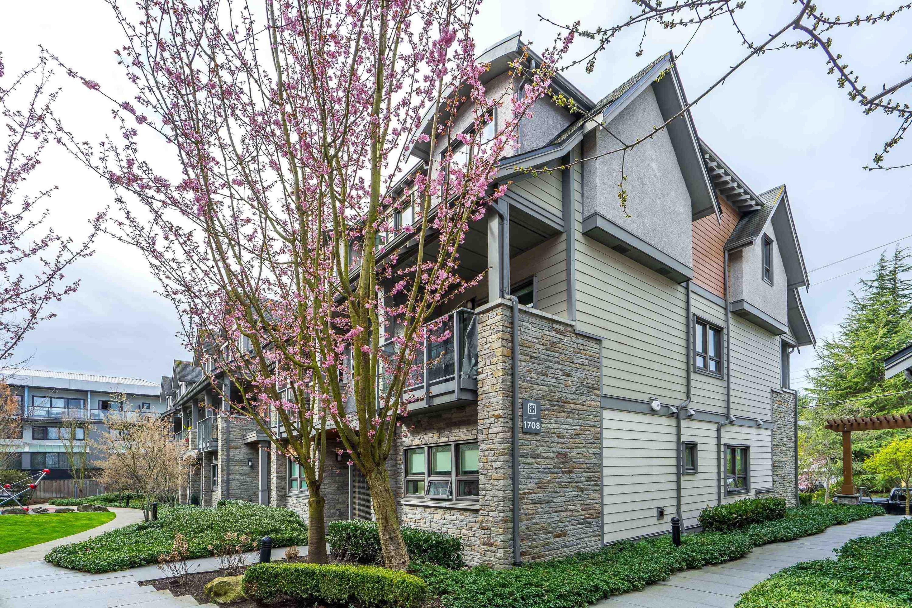 1738 55a Street, Tsawwassen - Exteriors - Full Complex View - Photo 2