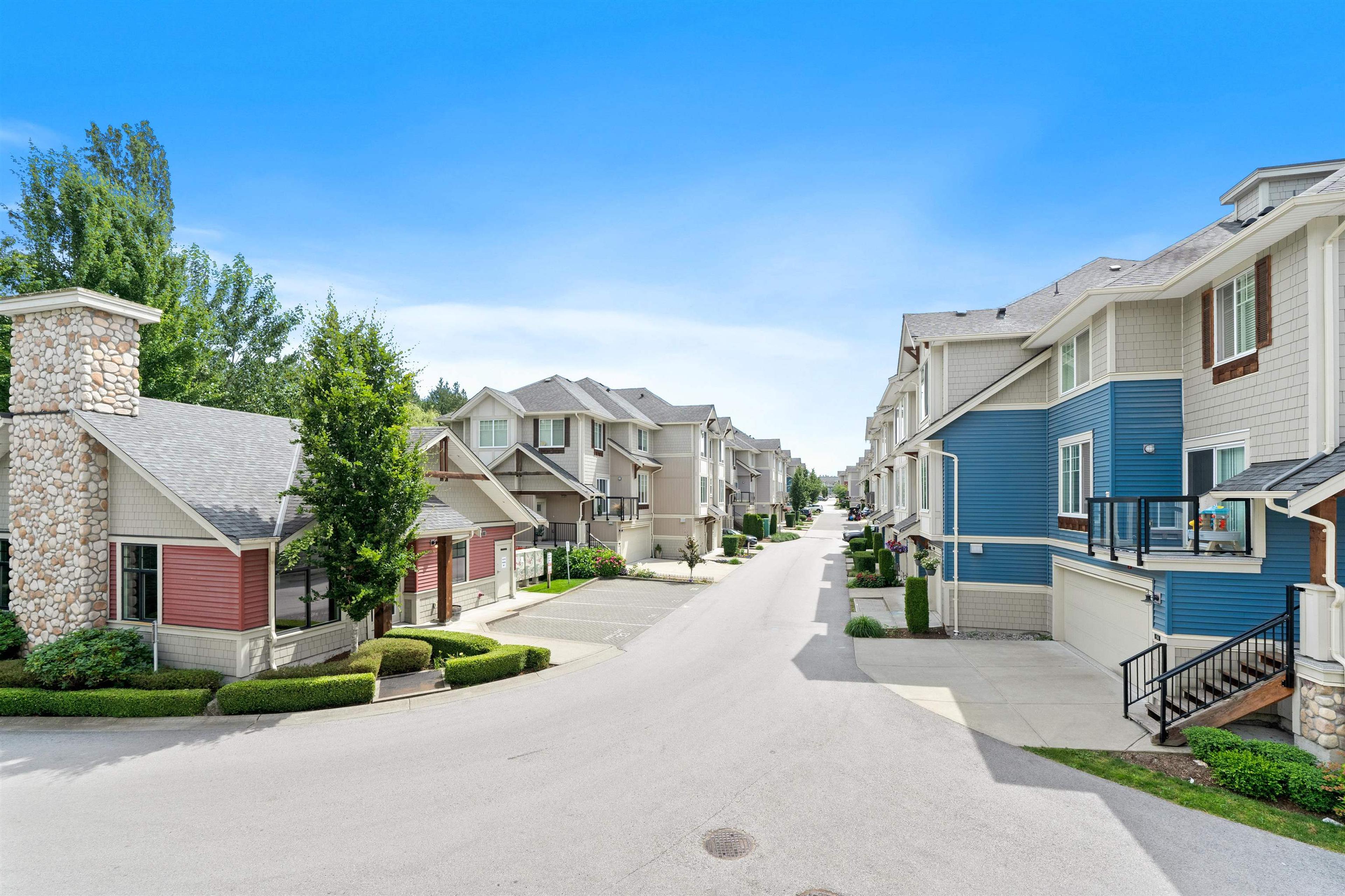 20498 82 Avenue, Langley - Exteriors - Full Complex View - Photo 2