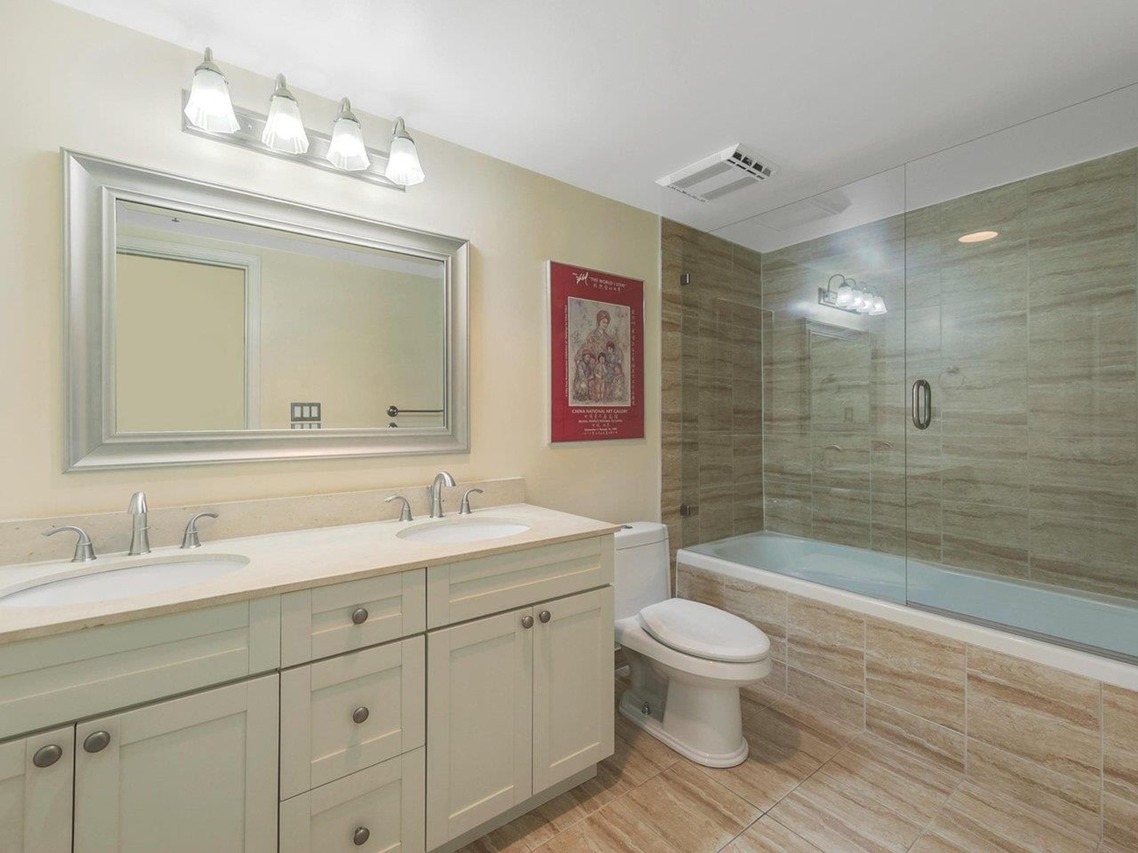 1488 Hornby Street, Vancouver - Exteriors - Photo 1