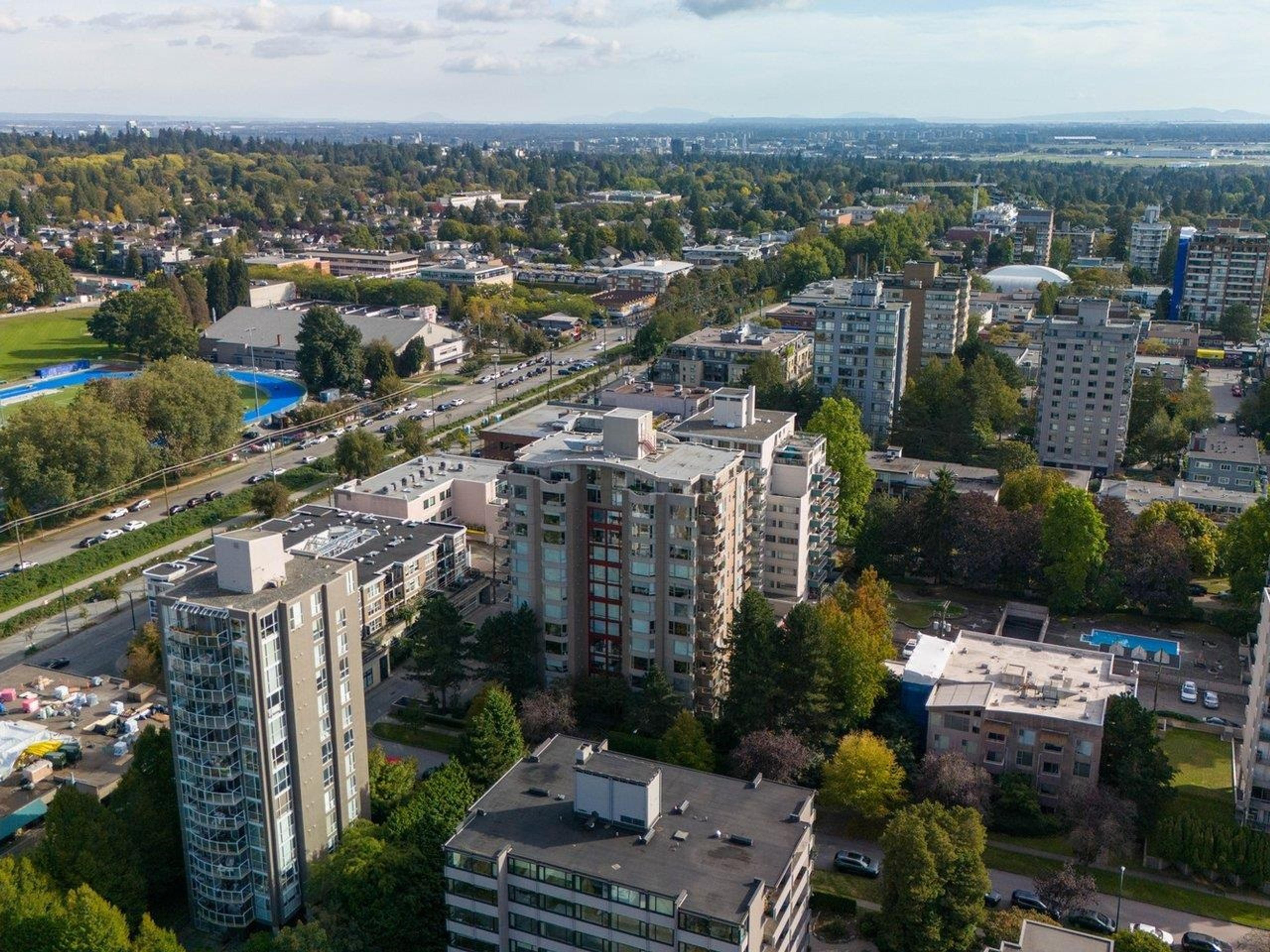2108 W 38th Avenue, Vancouver - Exteriors - Full Complex View, Drone/Aerial View - Photo 4