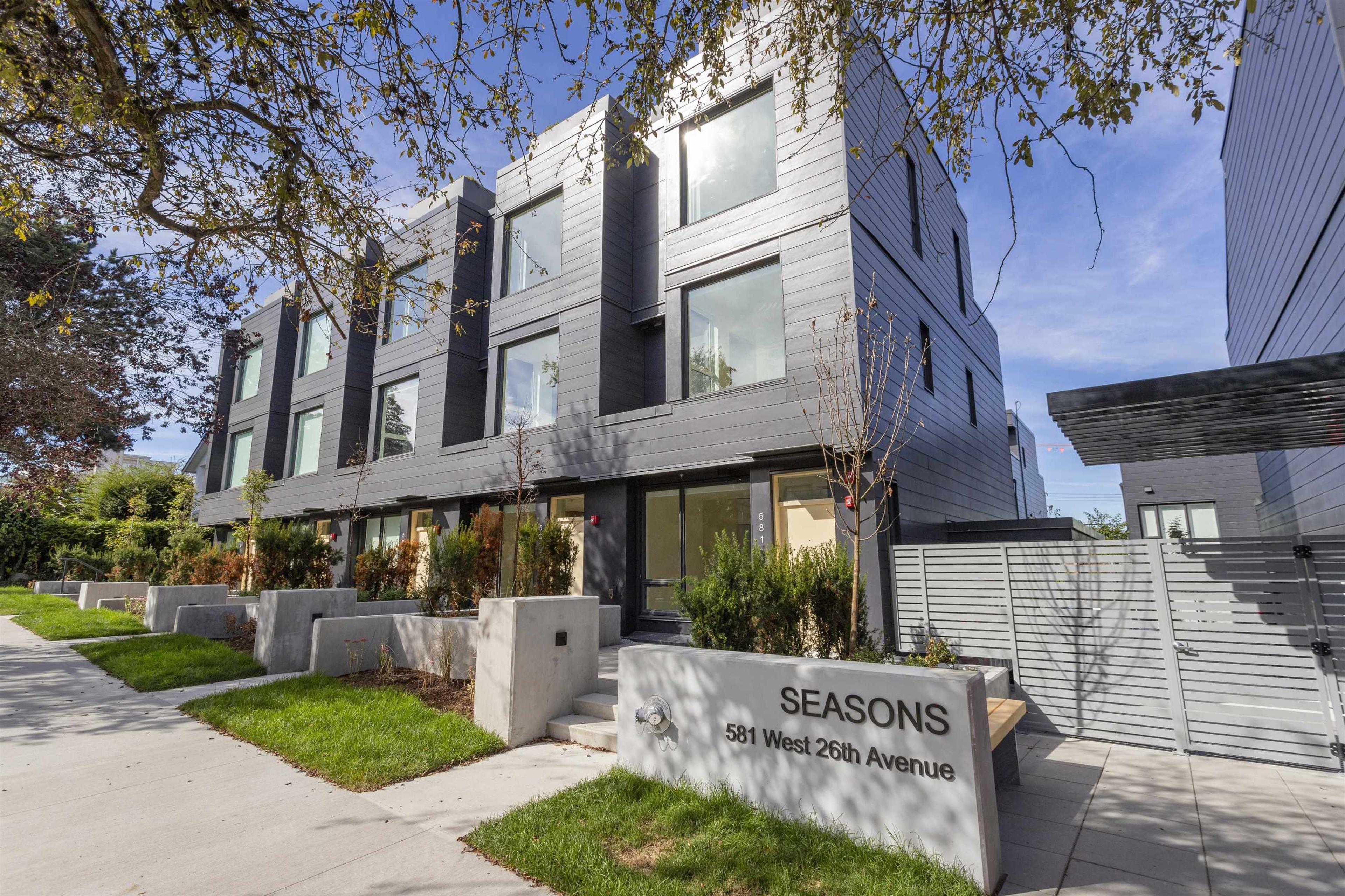 555 W 26th Avenue, Vancouver - Exteriors - Full Complex View - Photo 3