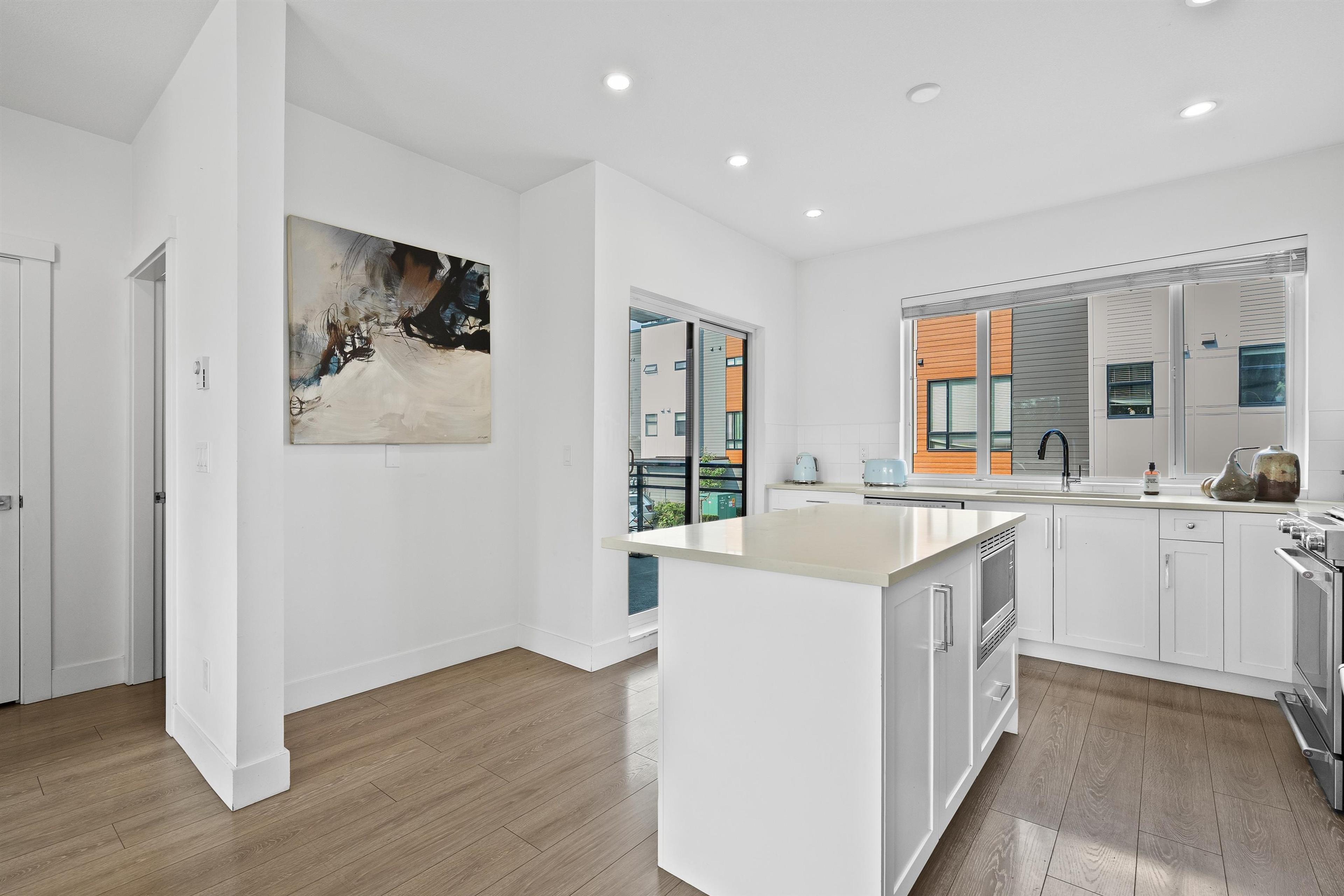 #8 16433 19TH AVENUE - Image 6