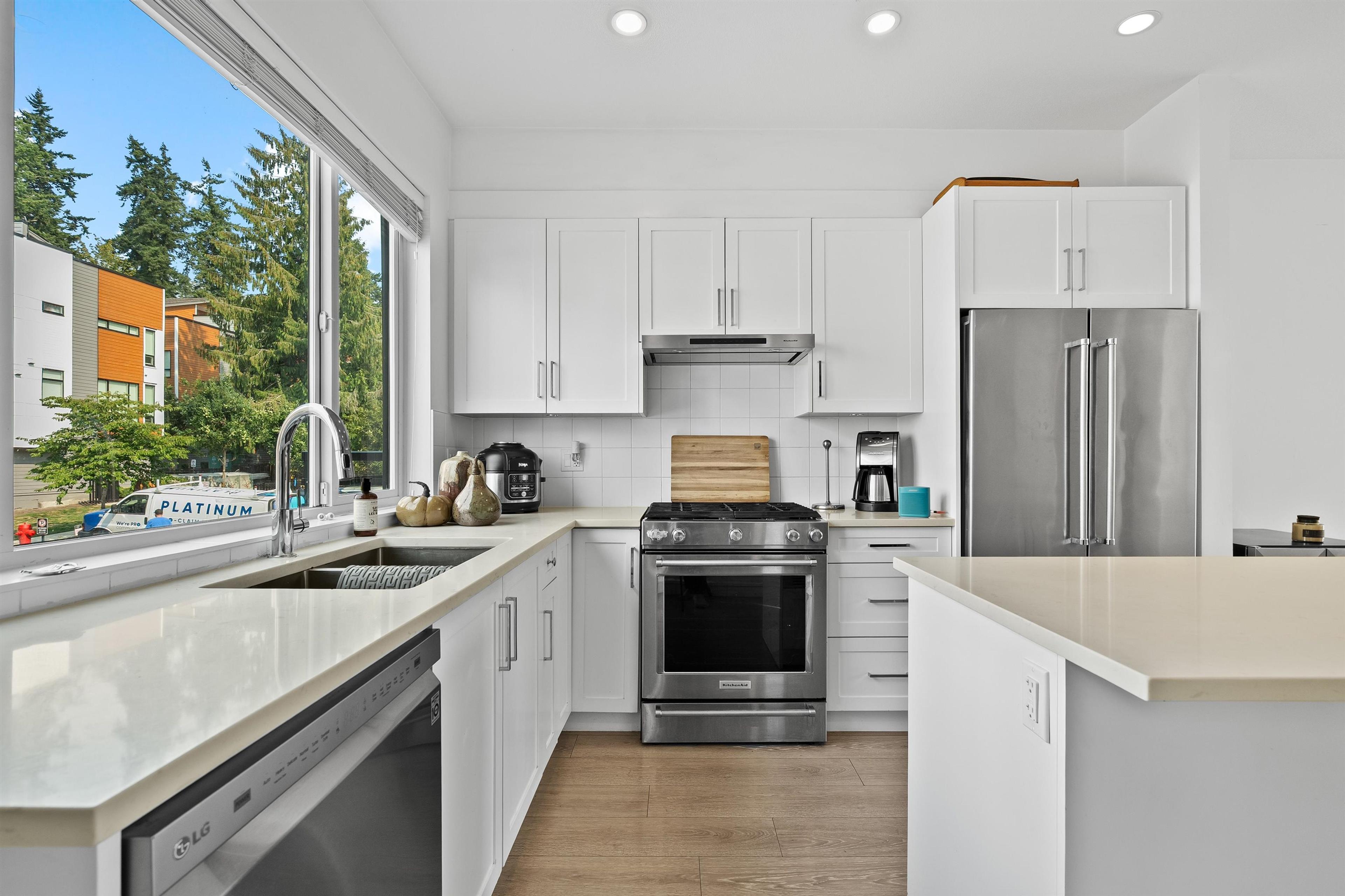 #8 16433 19TH AVENUE - Image 4