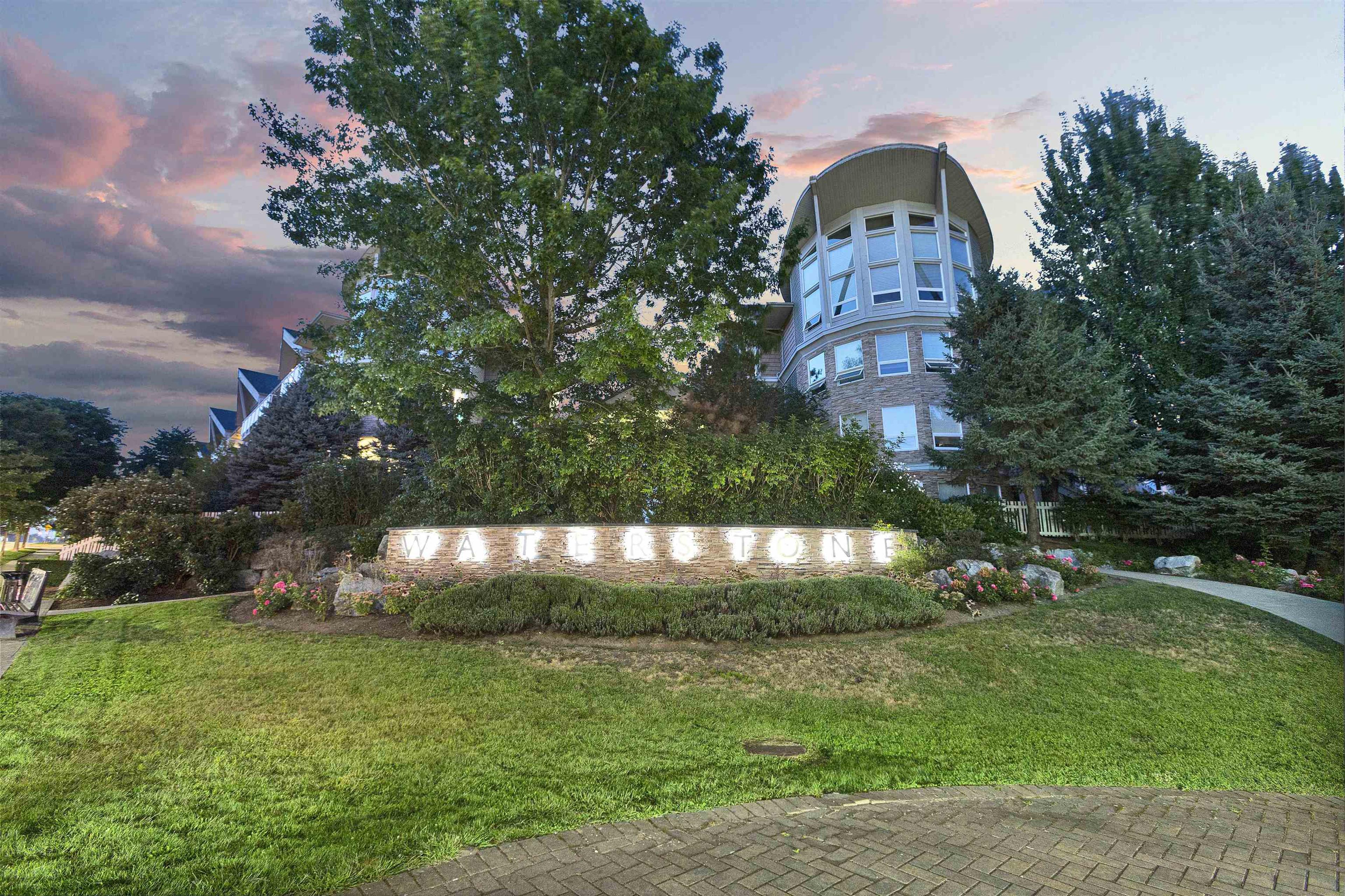 6430 194 Street, Surrey - Exteriors - Photo 8