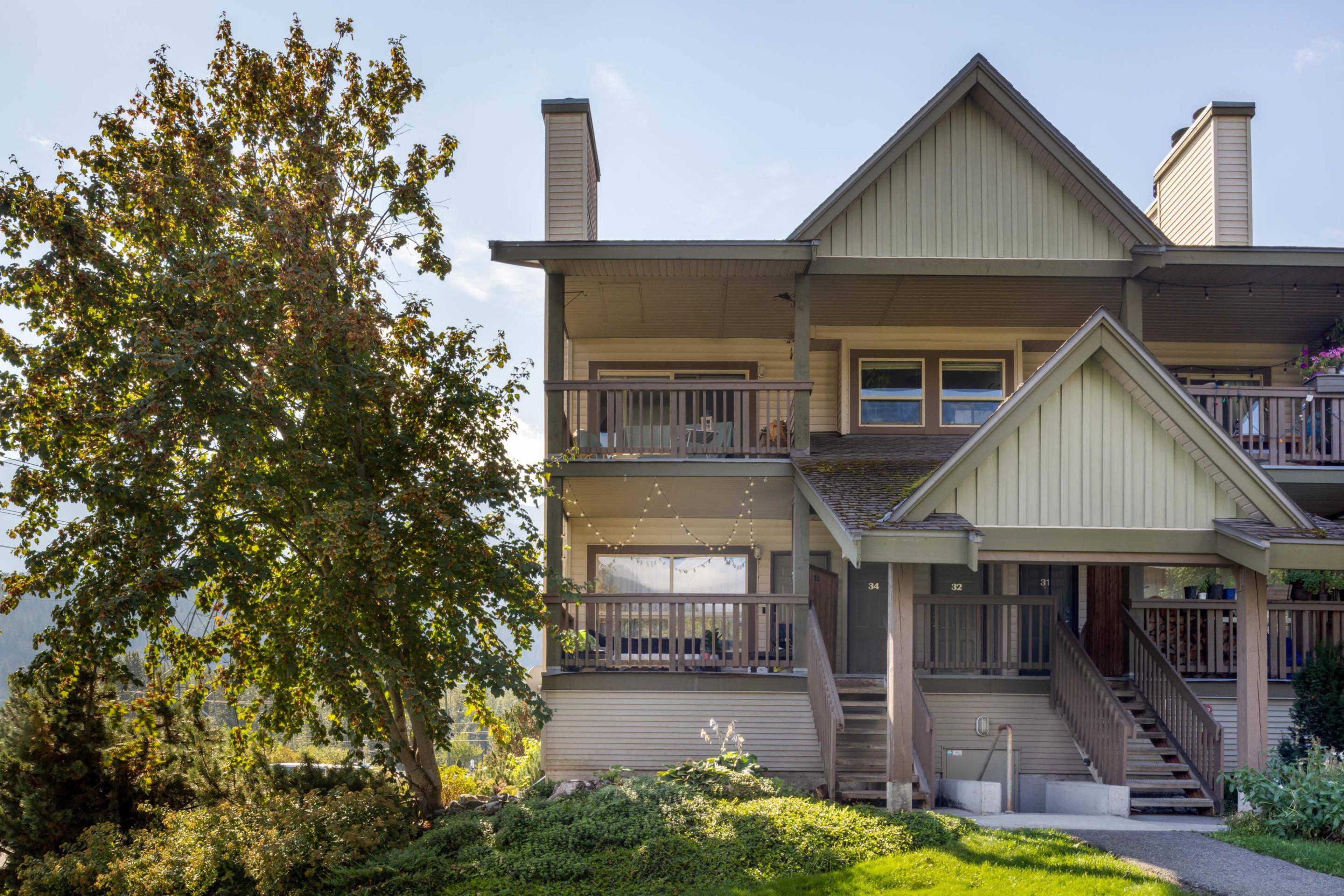 7410 Flint Street, Pemberton - Exteriors - Full Complex View - Photo 5