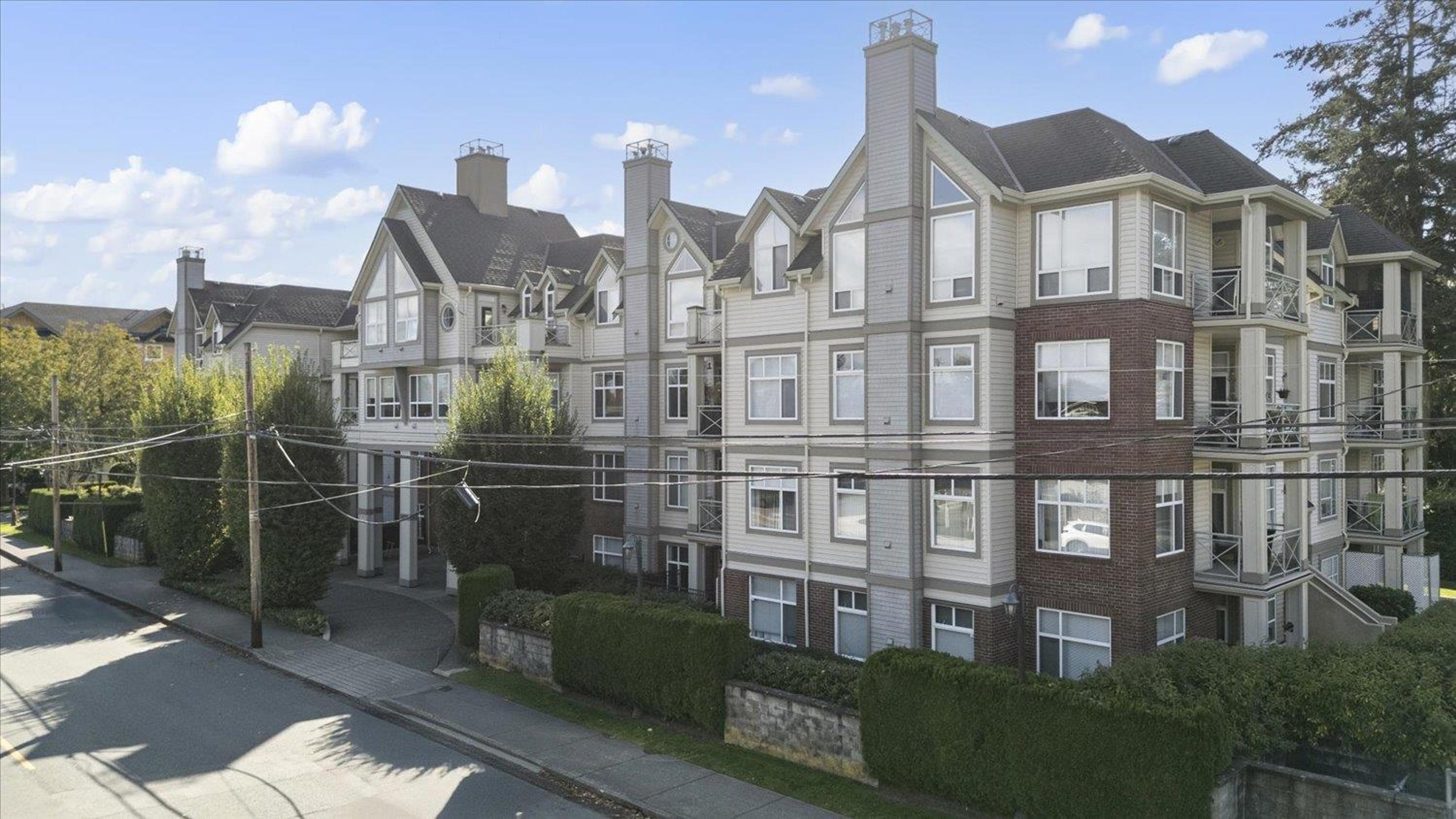 45700 Wellington Avenue, Chilliwack - Exteriors - Full Complex View - Photo 1