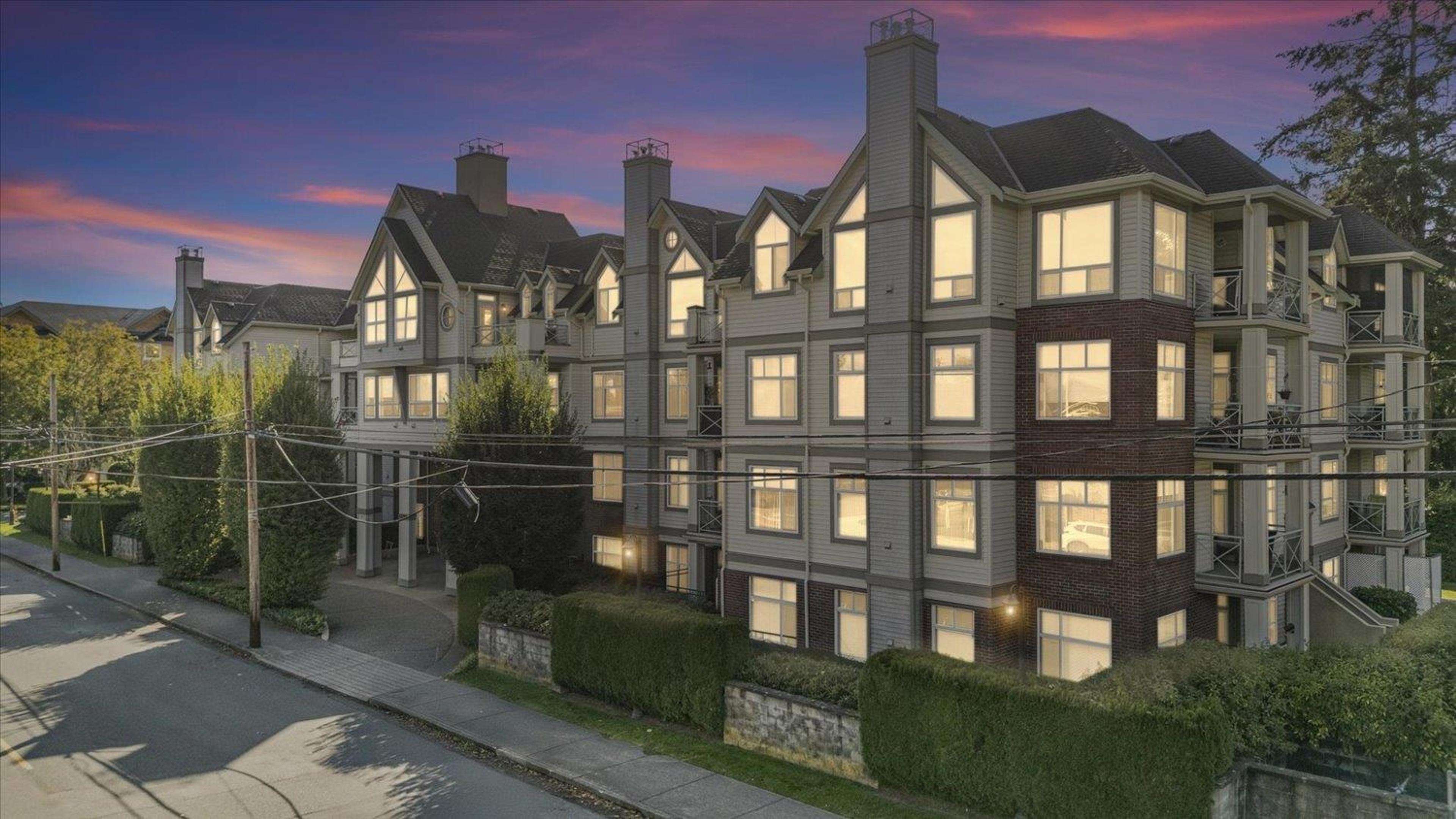 45700 Wellington Avenue, Chilliwack - Exteriors - Photo 2